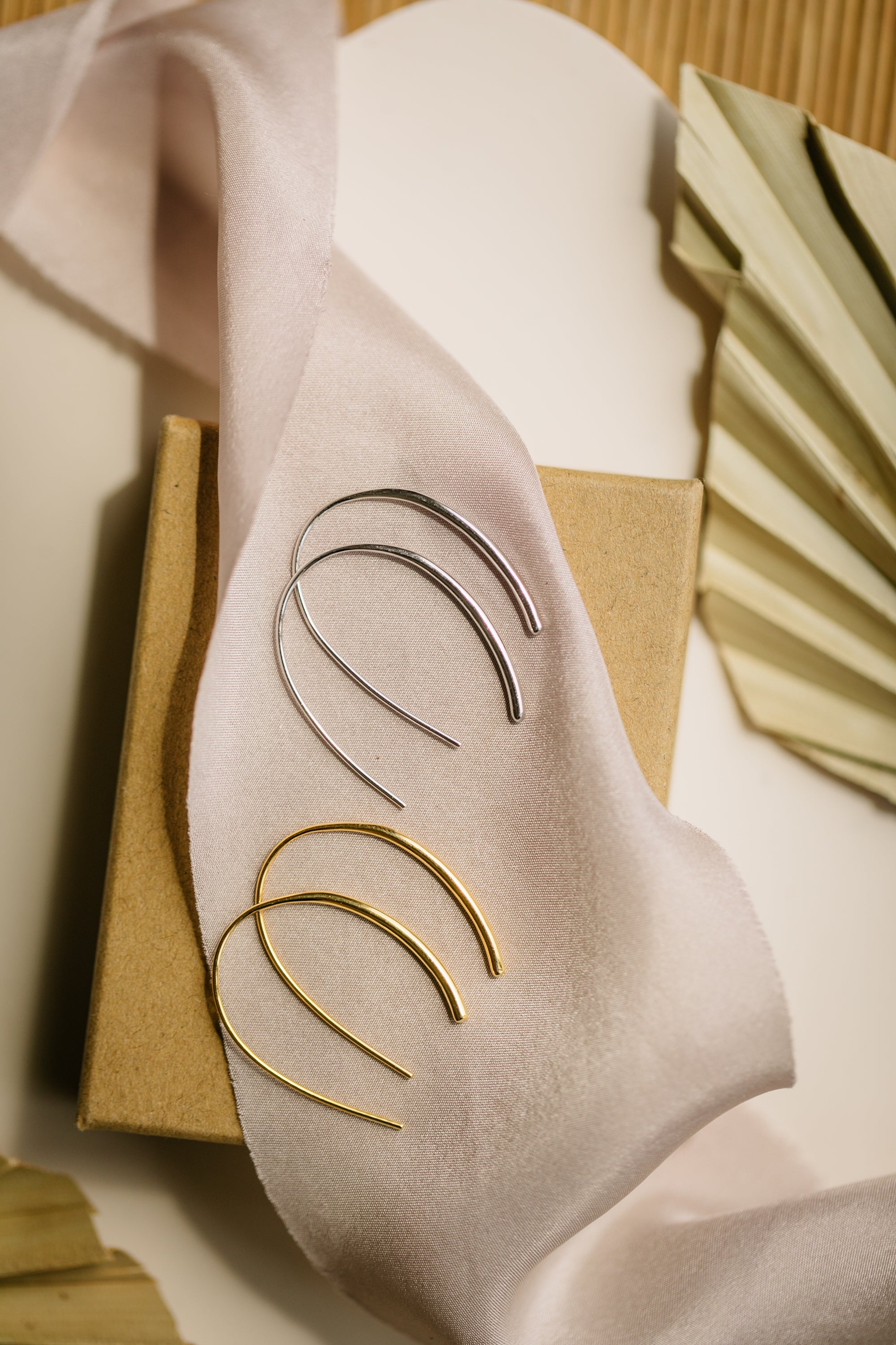 Bogen Ohrringe aus 925 Sterling Silber