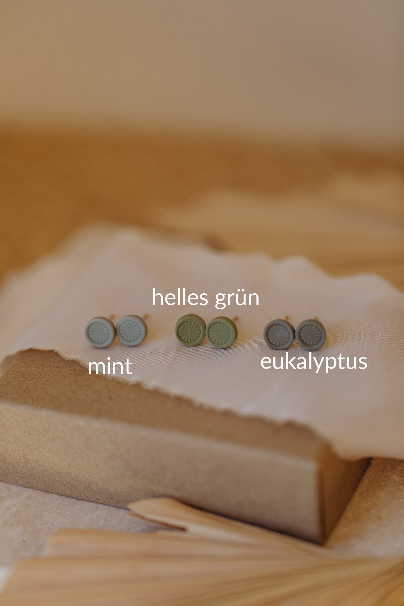 ALVA - kleine bunte Ohrstecker aus Polymer Ton