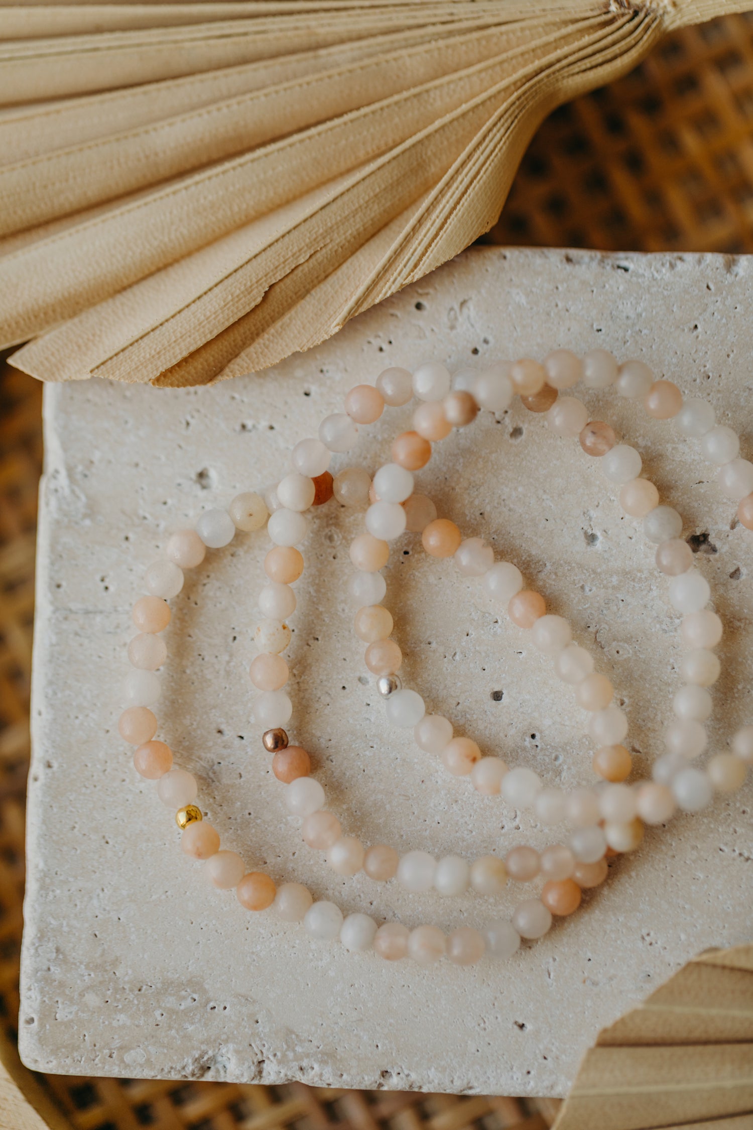 Bracelet with apricot aventurine gemstone beads