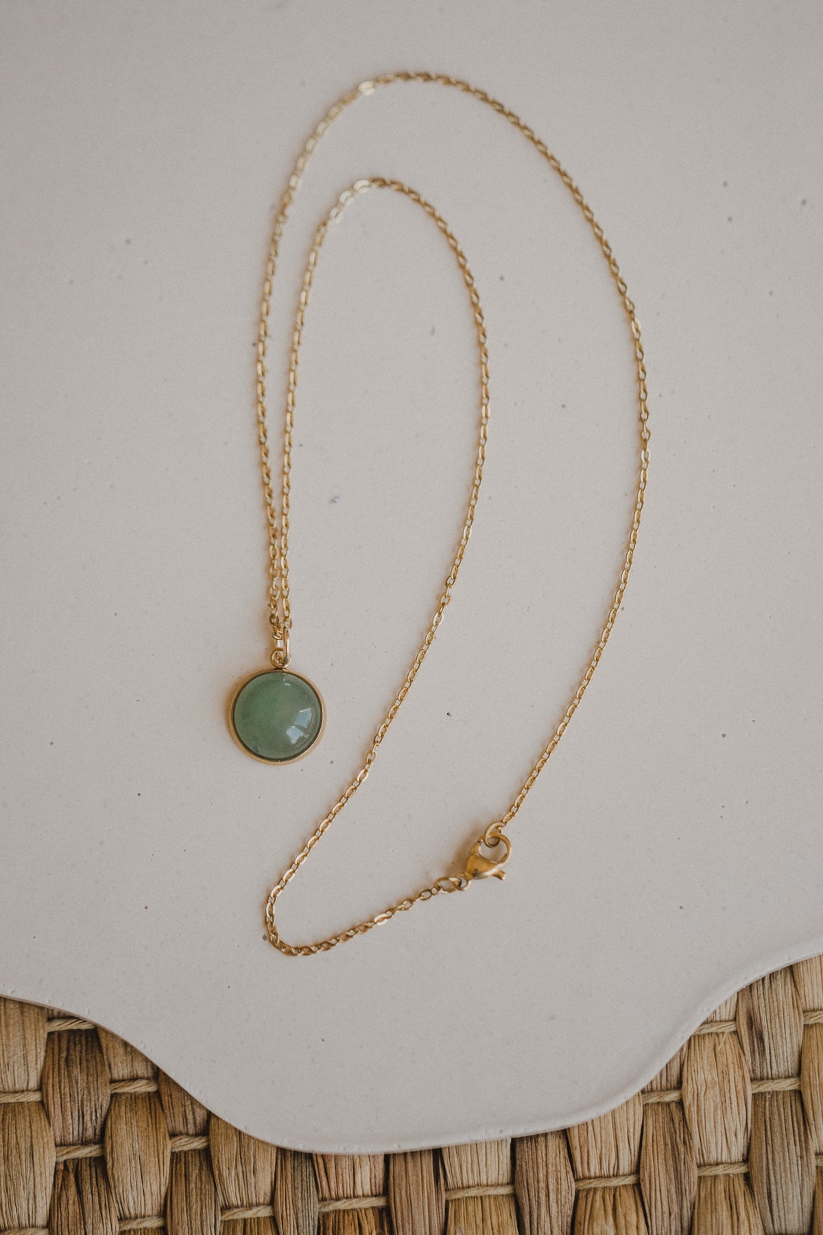 Halskette mit grünem Aventurin Edelstein (12 mm)