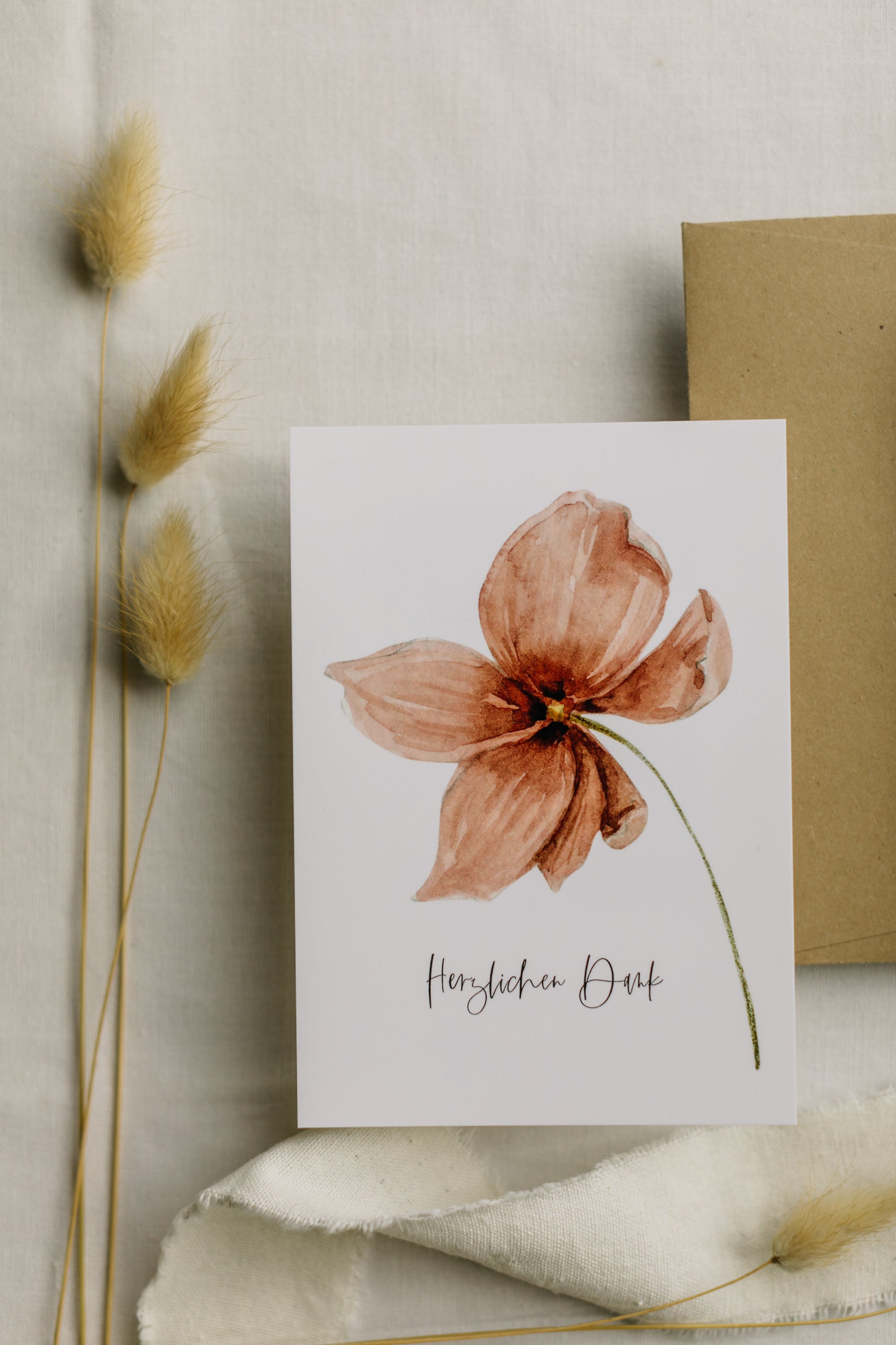 Postcard red flower with the inscription: "Thank you very much"