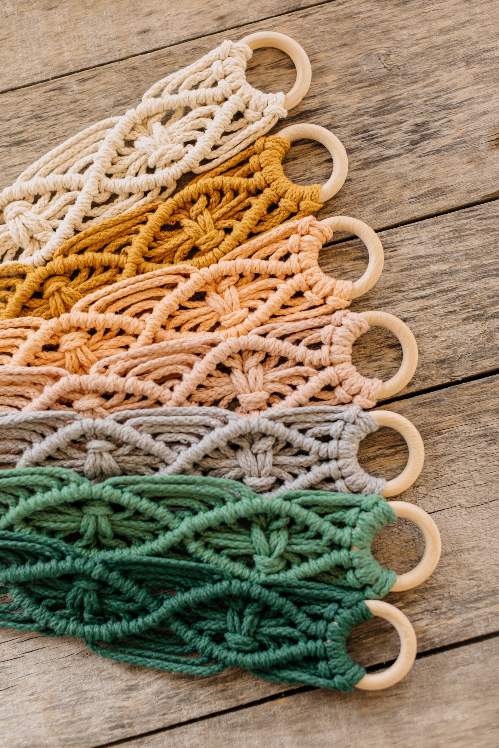 Macrame hanging basket in different colors