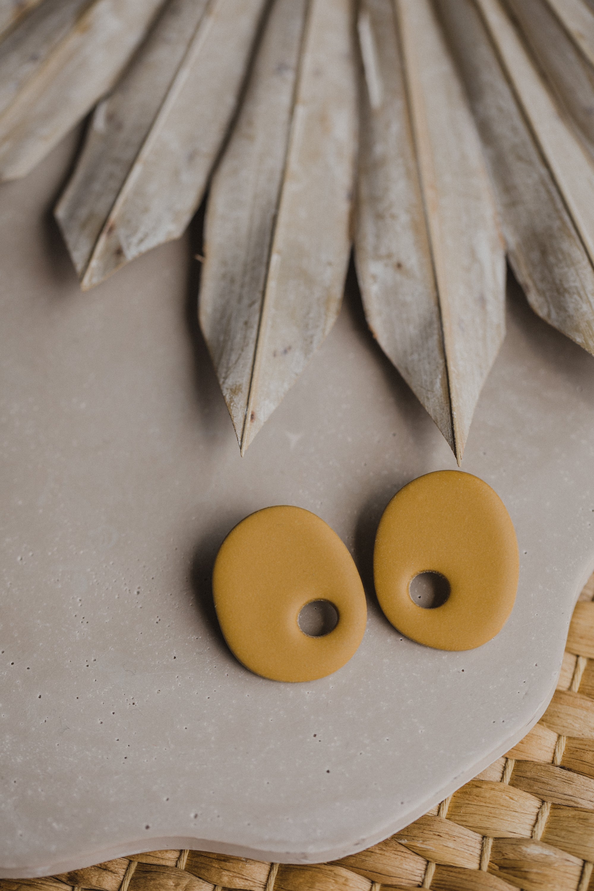 WAVES - organische große Polymer Ton Ohrstecker