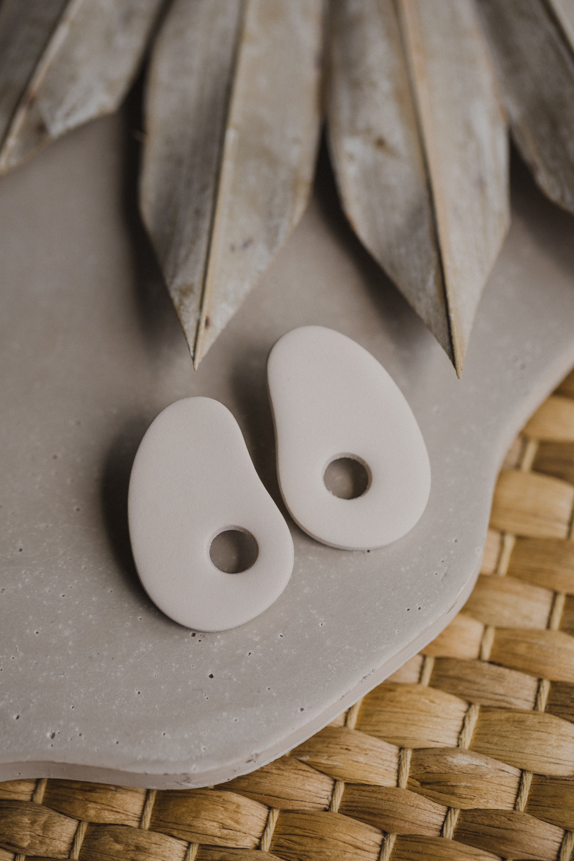 WAVES - organische große Polymer Ton Ohrstecker