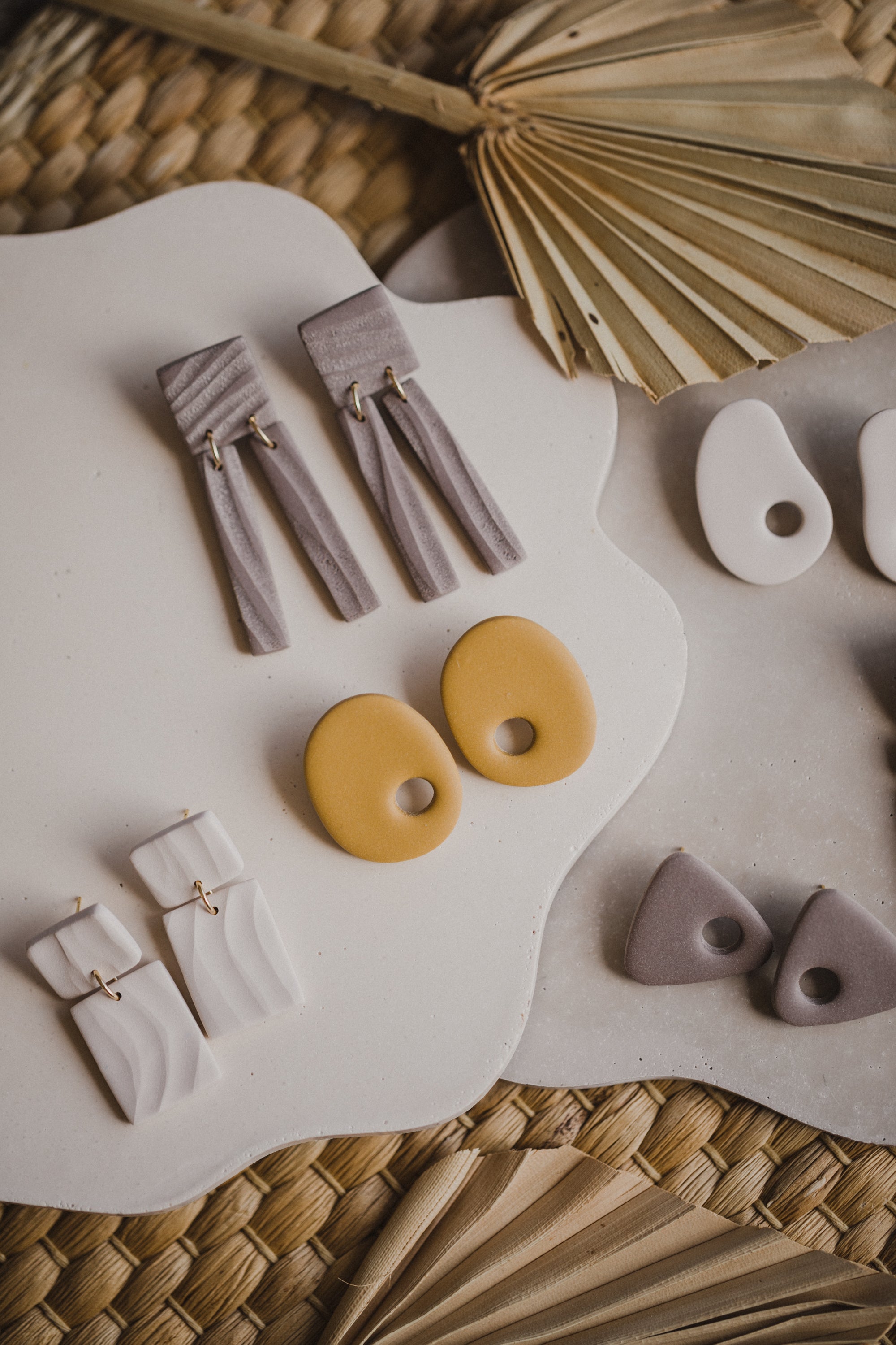 WAVES - organische große Polymer Ton Ohrstecker