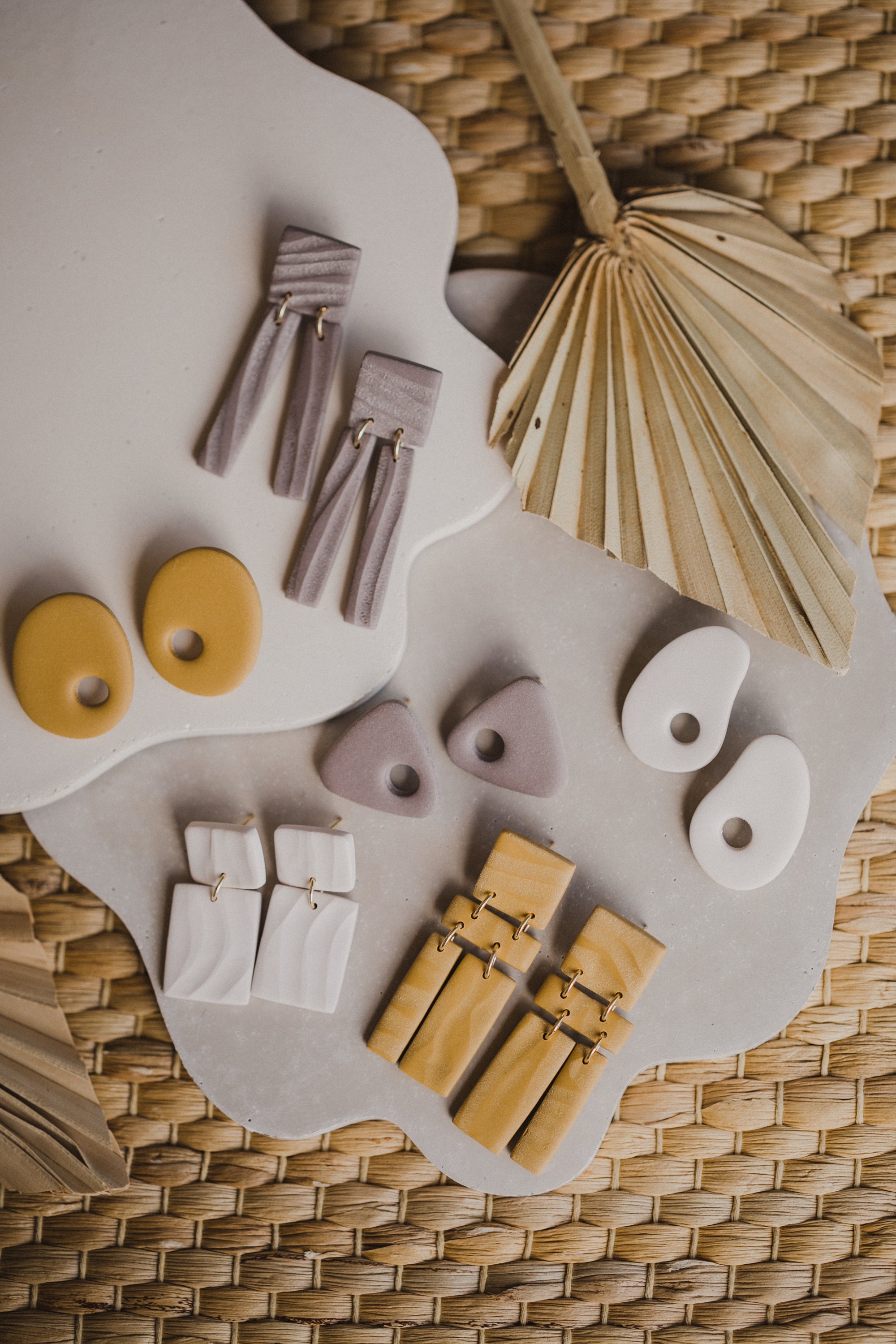 WAVES - organische große Polymer Ton Ohrstecker