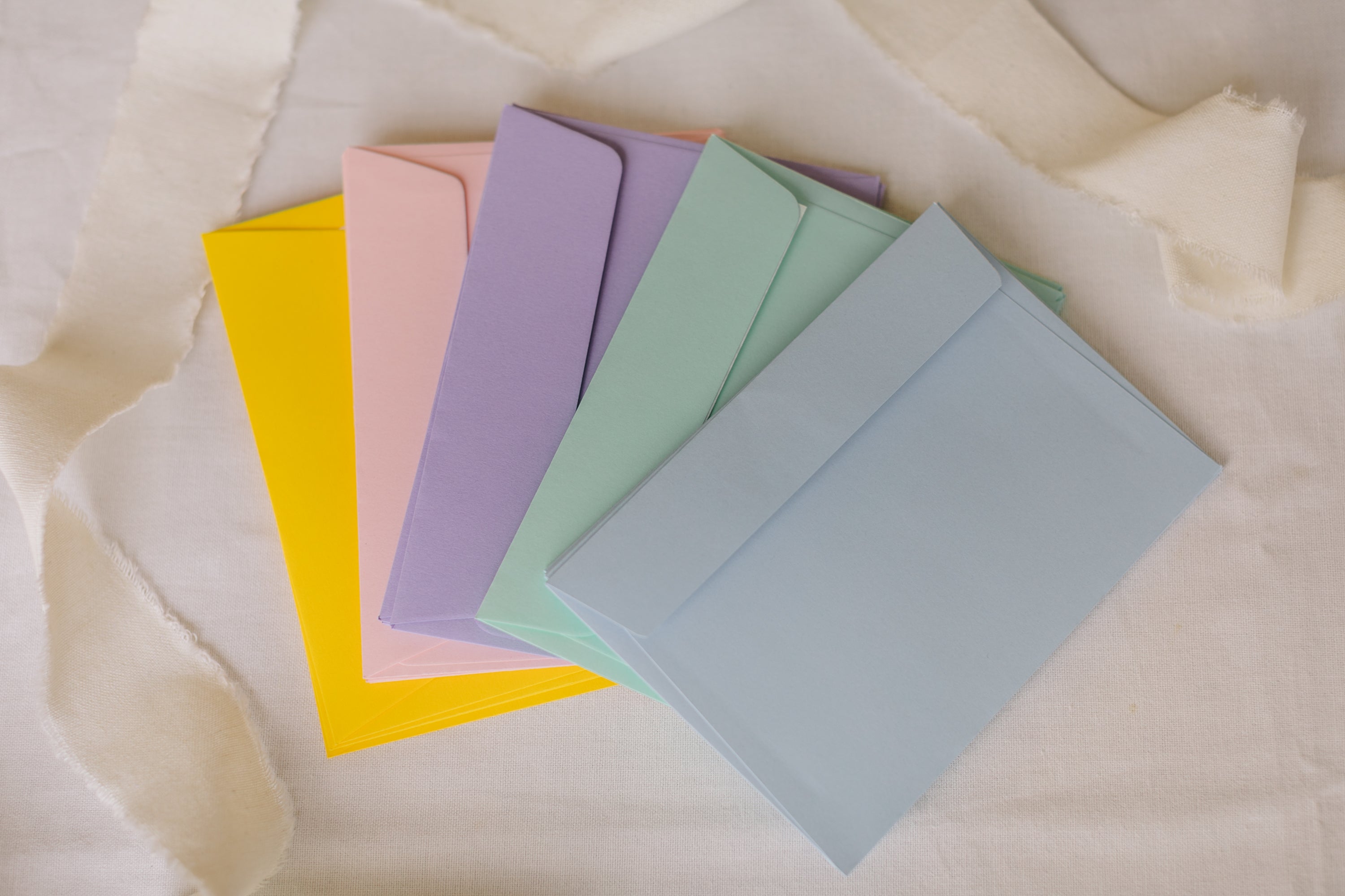envelopes, various colors
