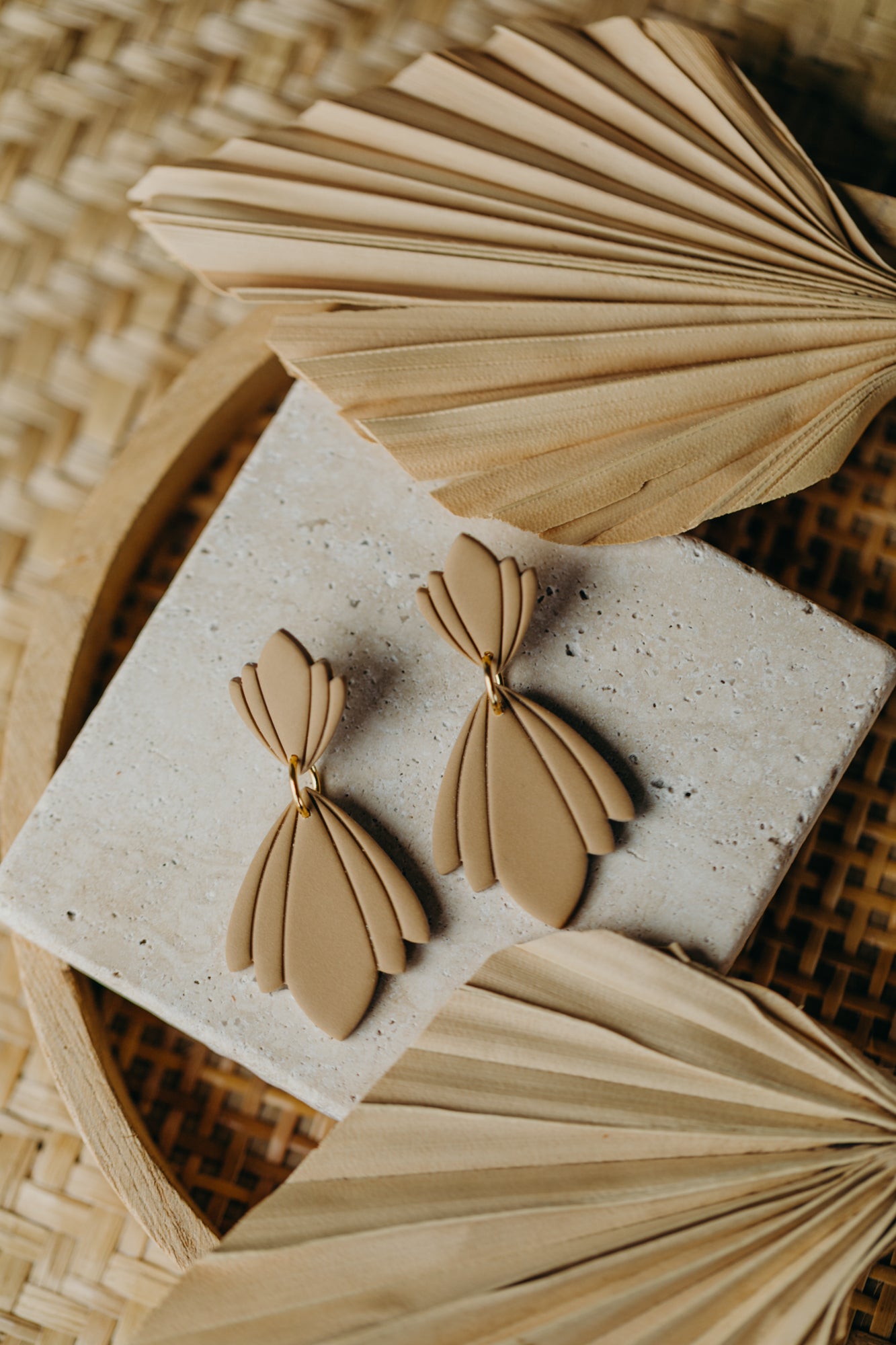 CHARLOTTE - large sand-colored statement earrings