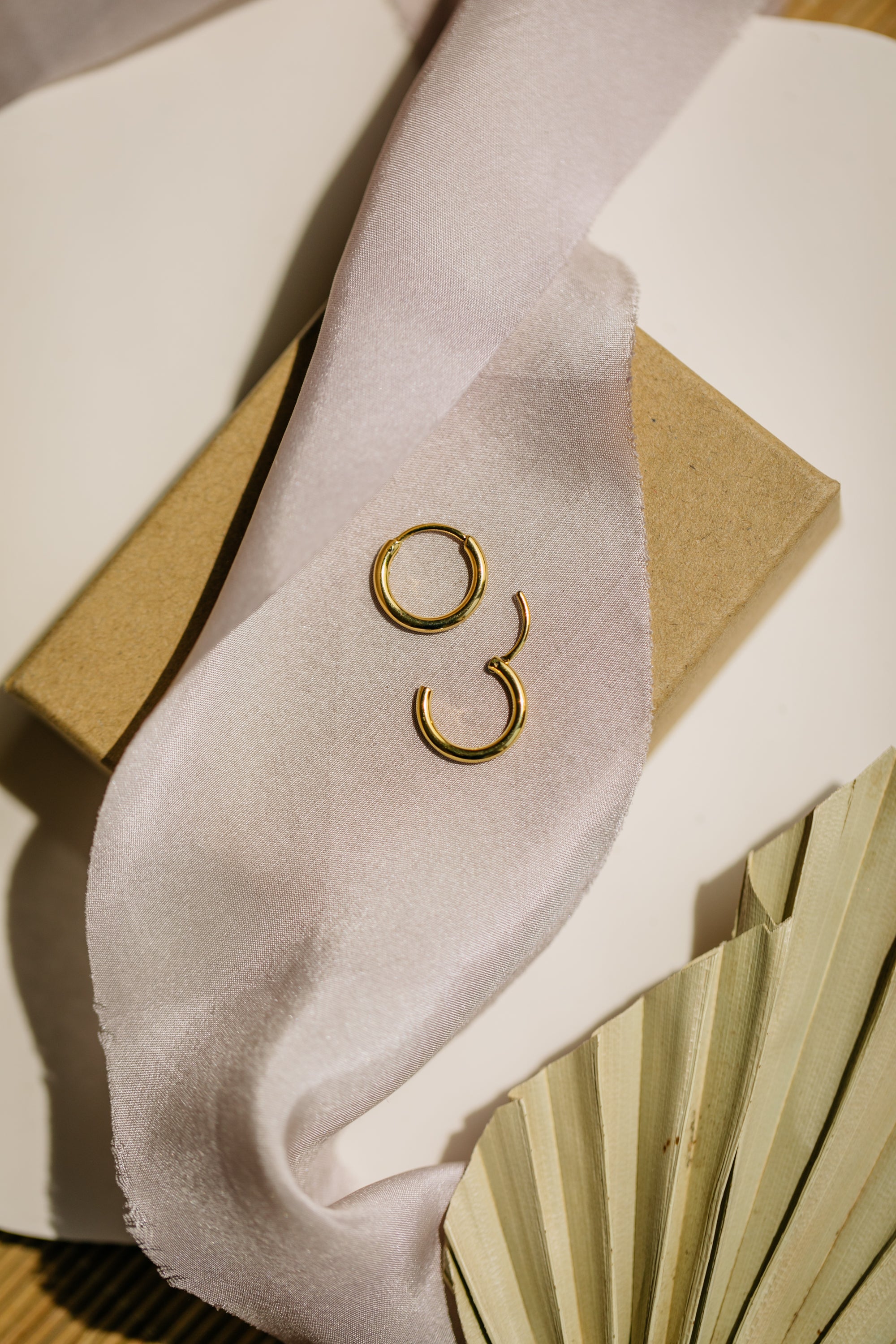 filigrane goldene Creolen 13 mm oder 17 mm