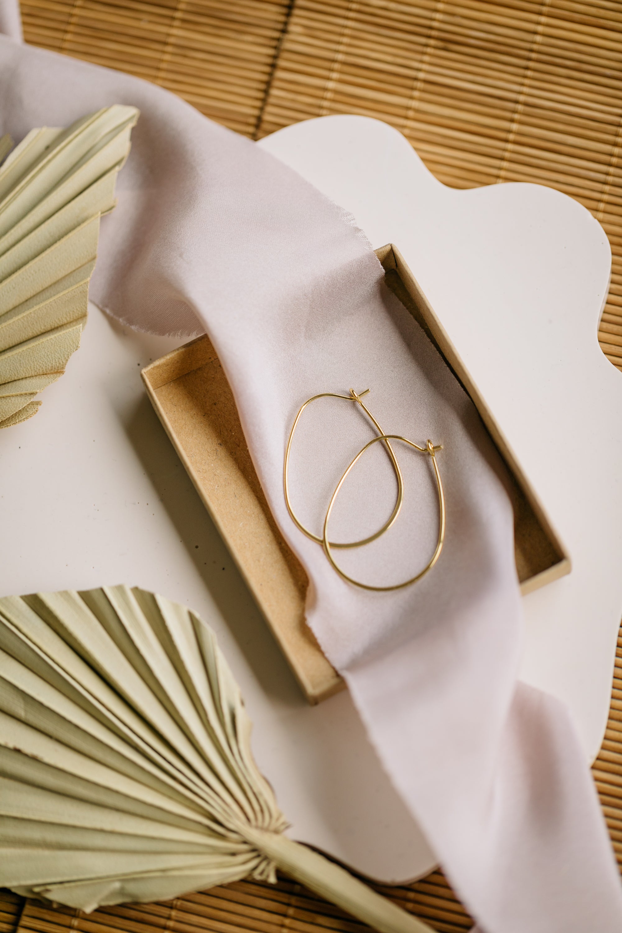 narrow oval hoop earrings