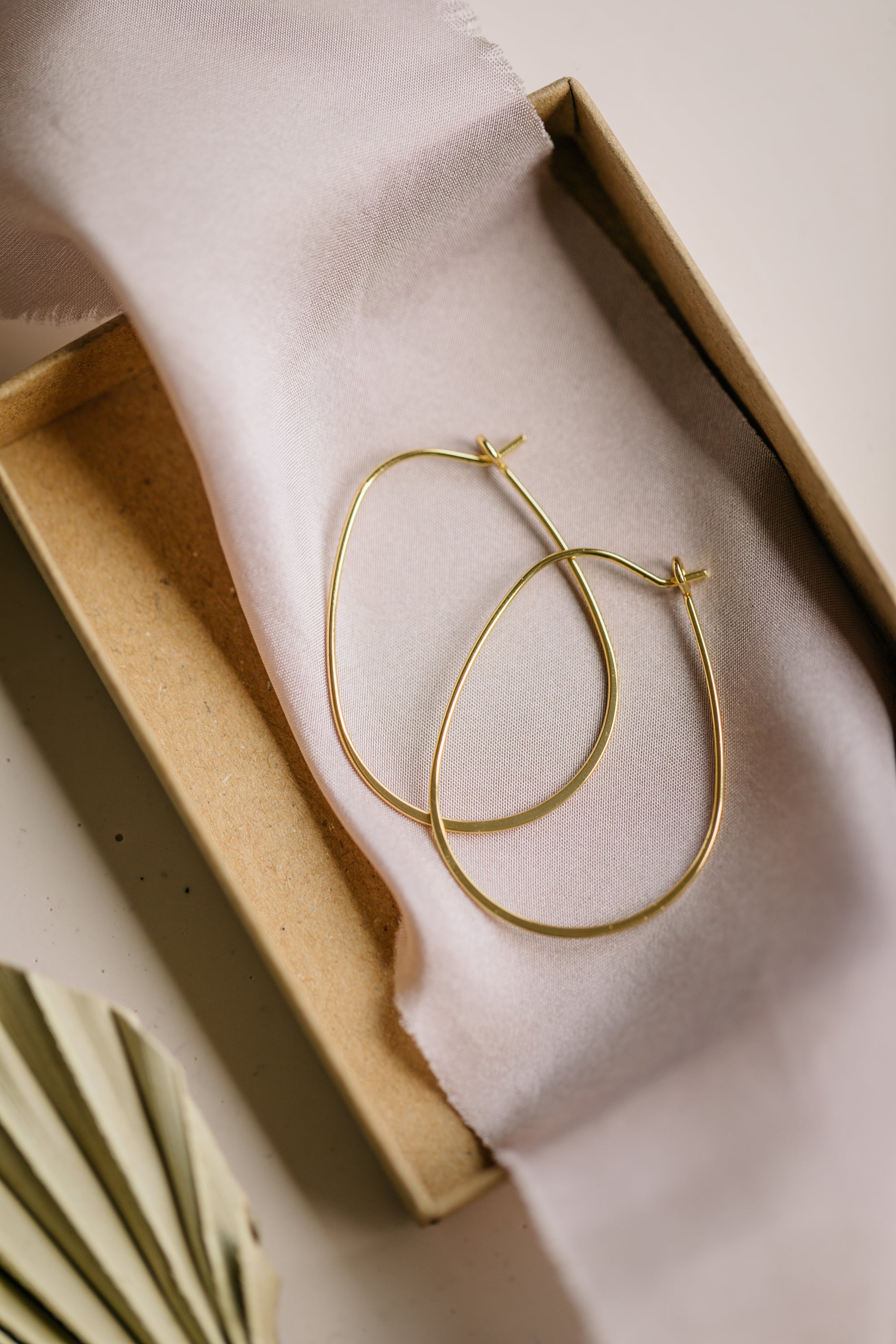 narrow oval hoop earrings