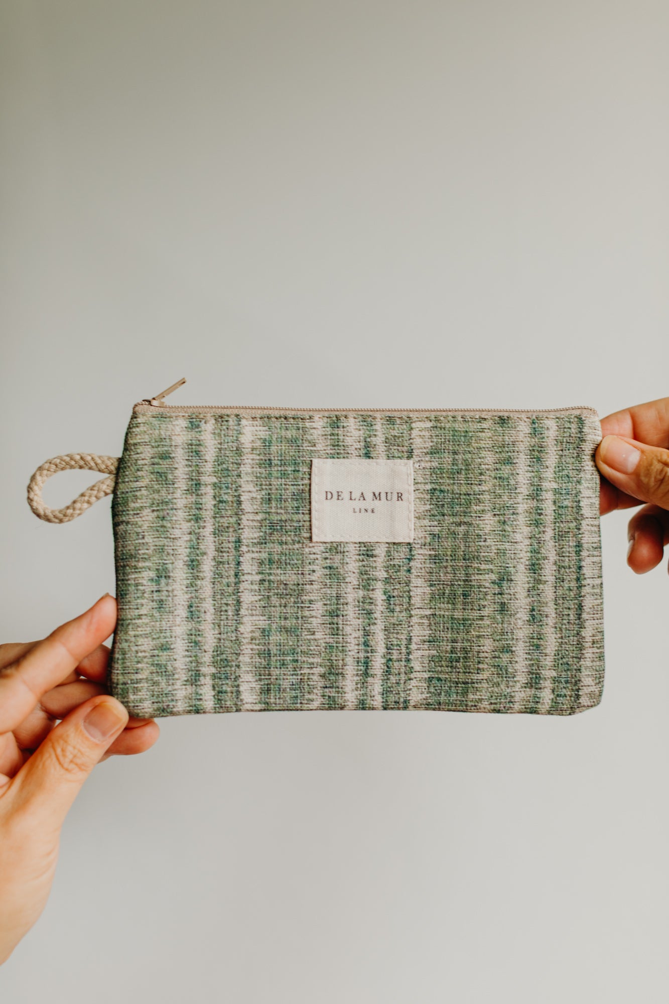 DeLaMur_Beauty Bag Mini IPES Detail