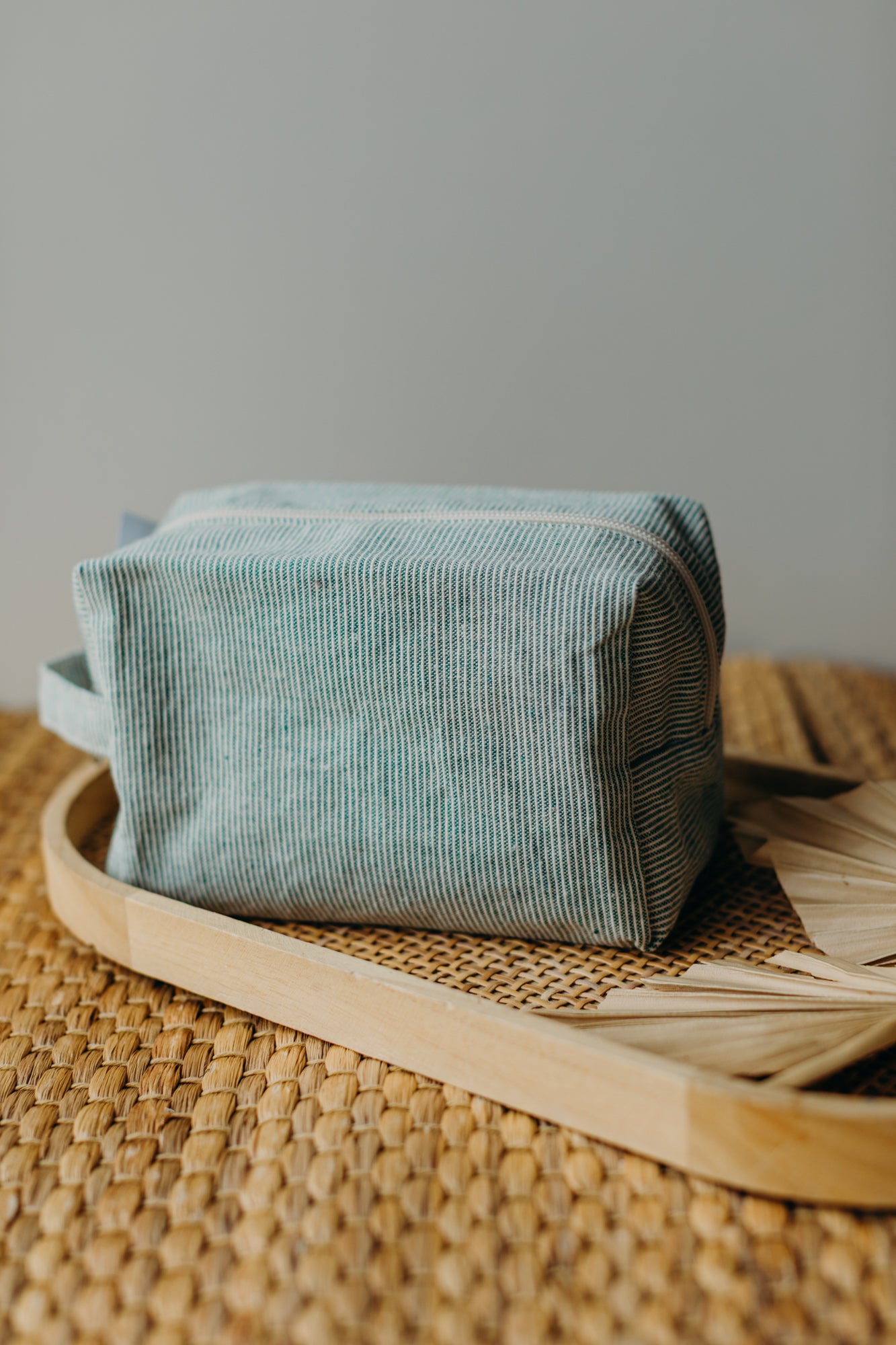 DeLaMur_Beauty Bag Medium TEO Rückseite
