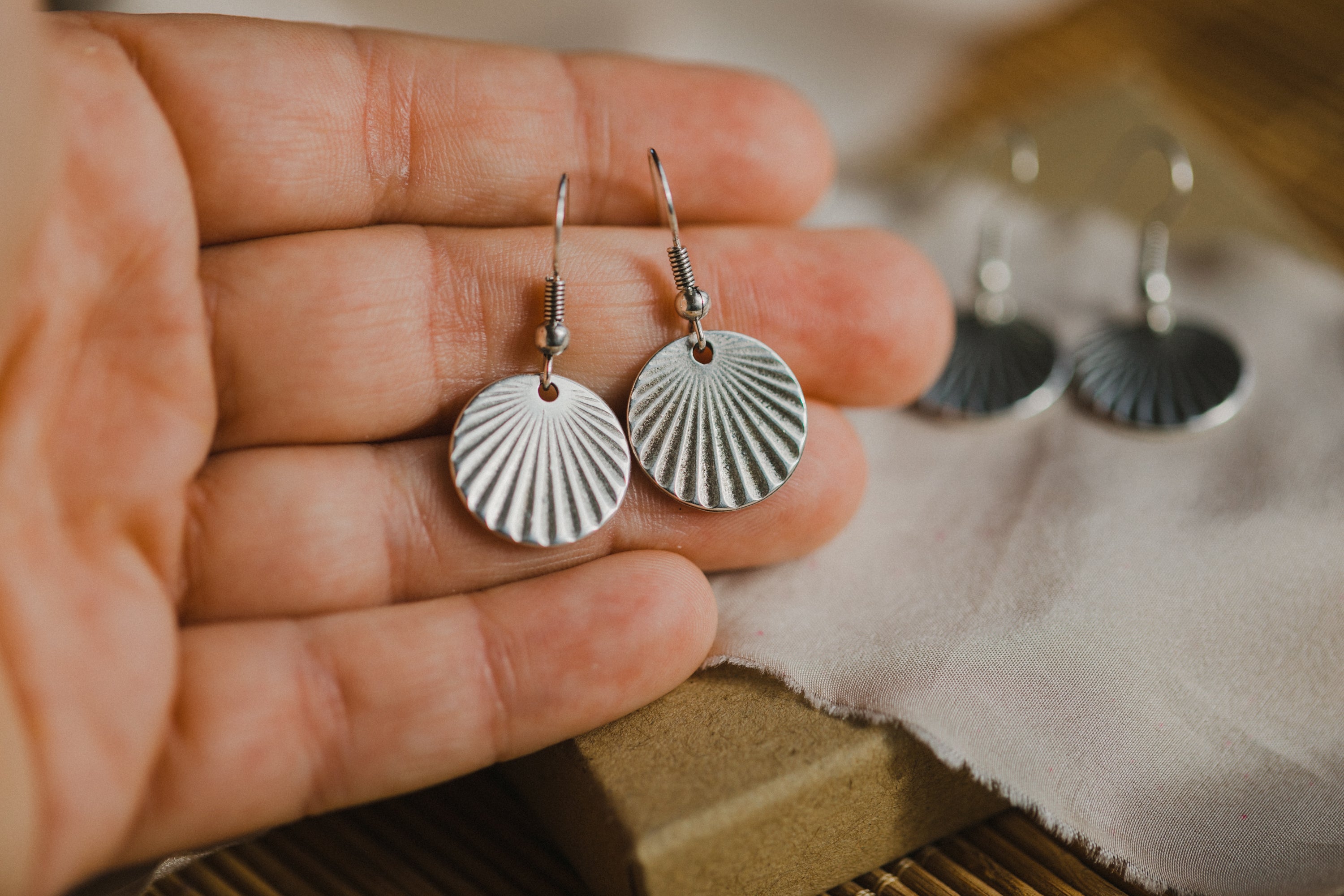 fringe earrings made of brass
