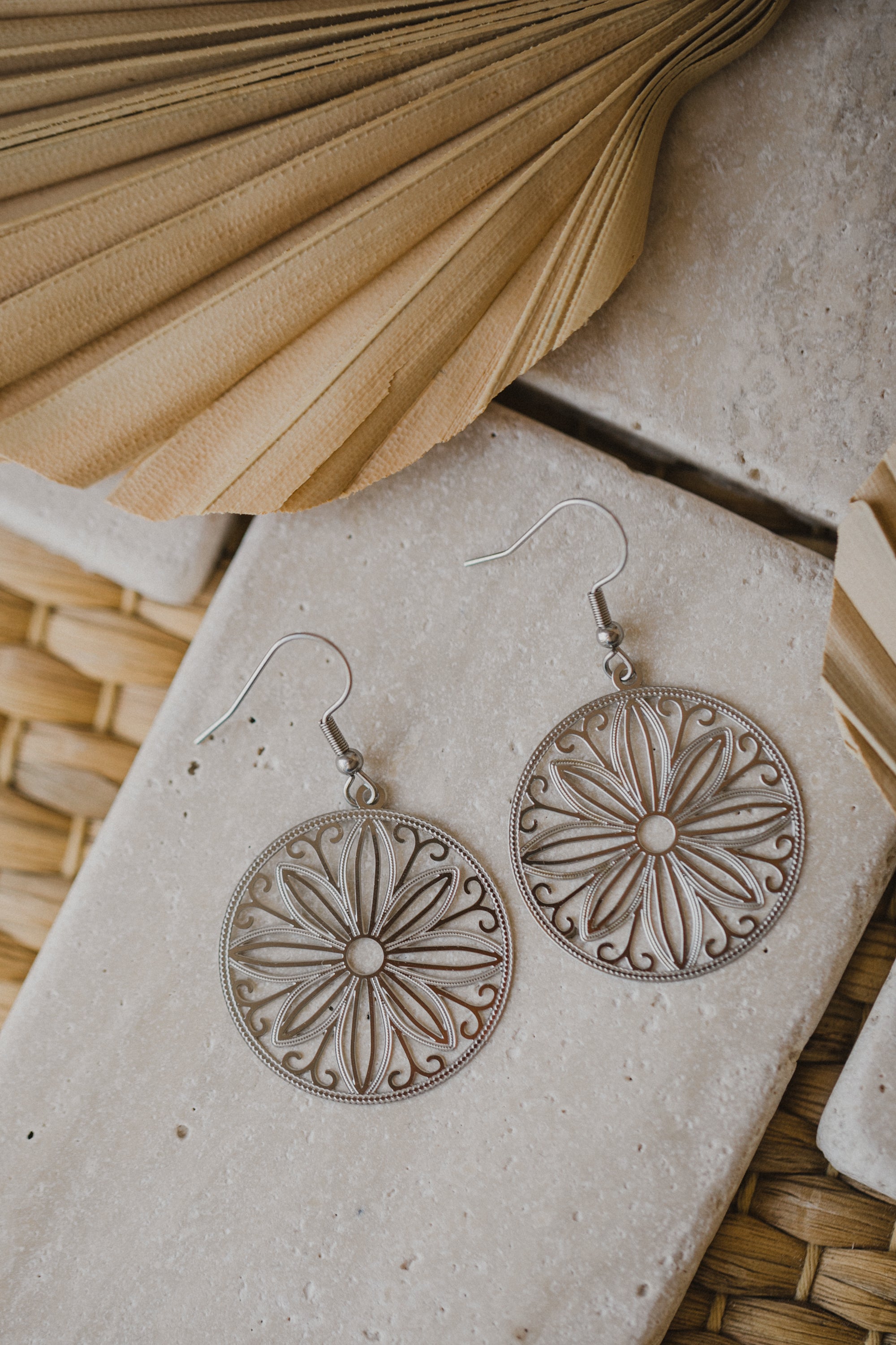 fringe earrings made of brass