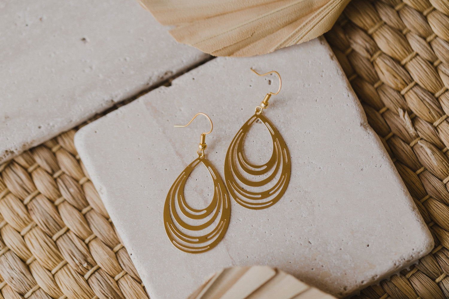 fringe earrings made of brass