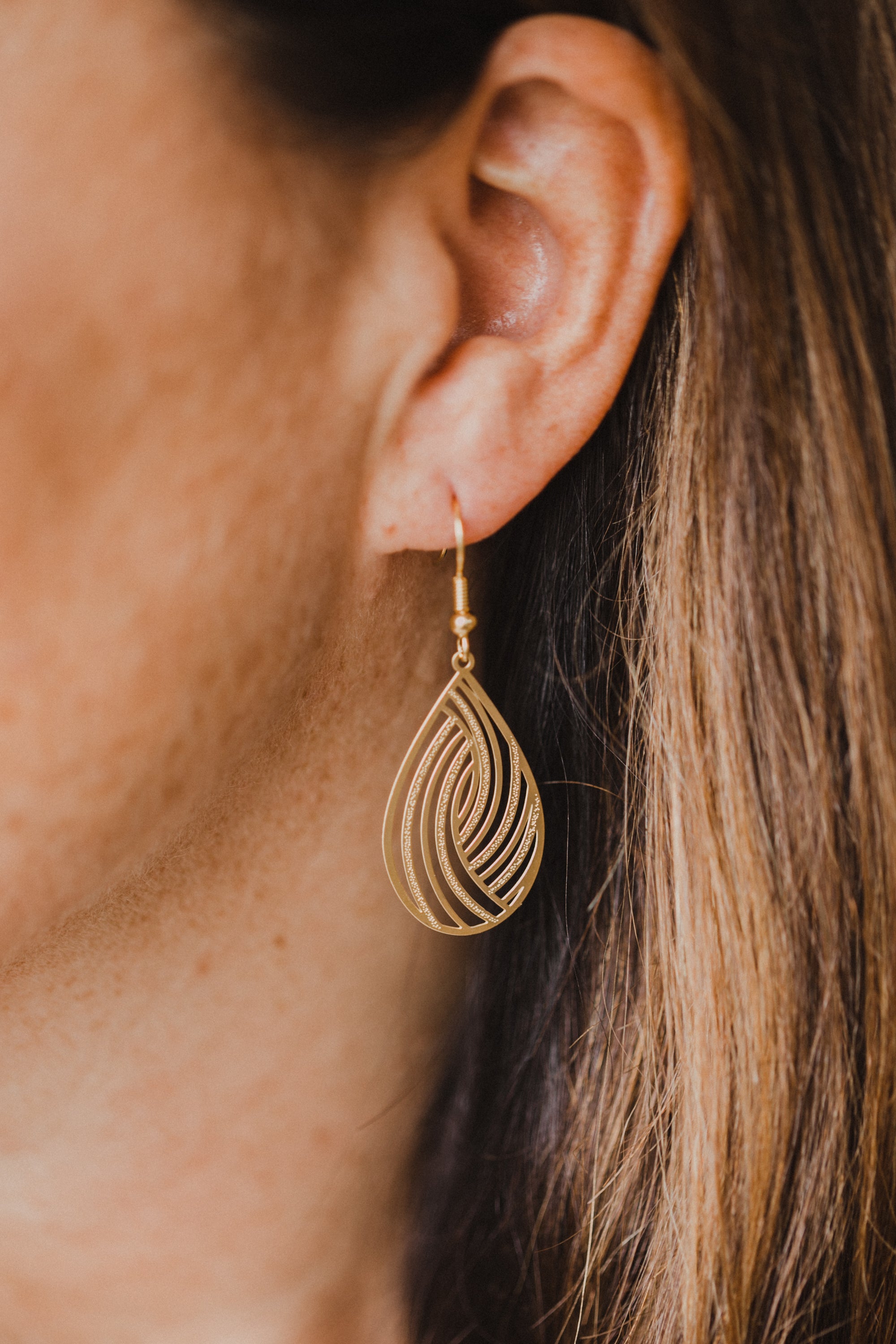fringe earrings made of brass