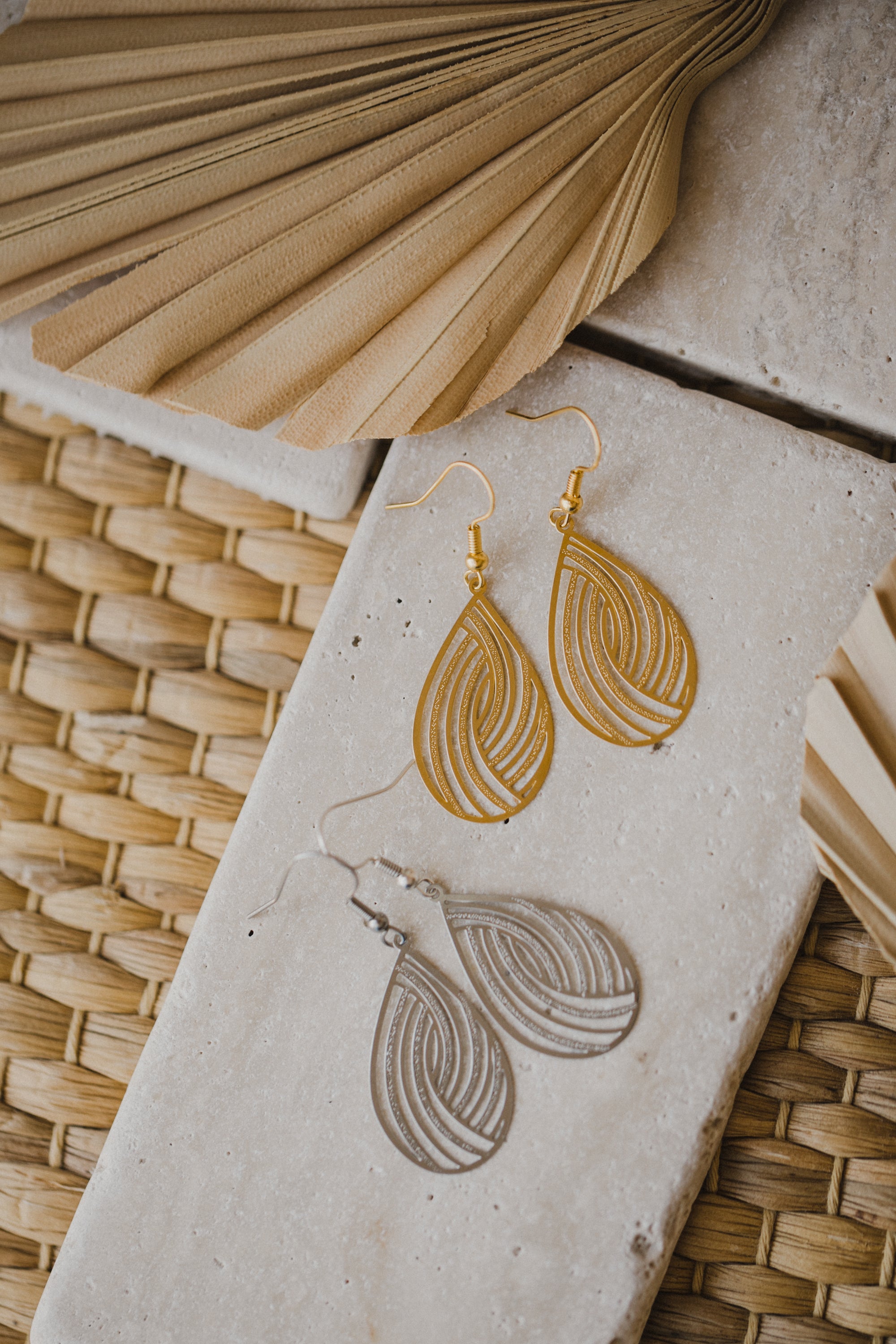 fringe earrings made of brass