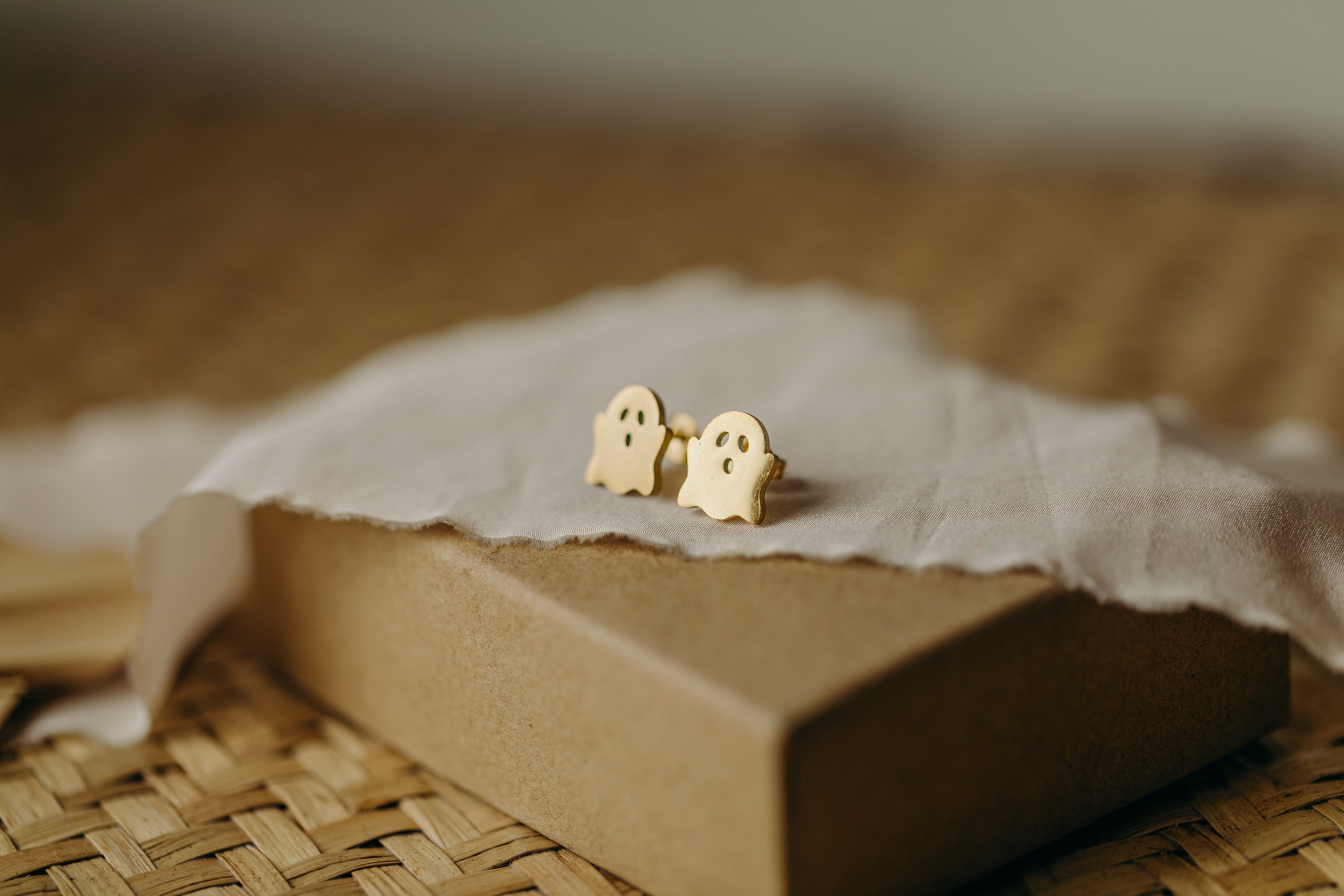 dotted circle earrings