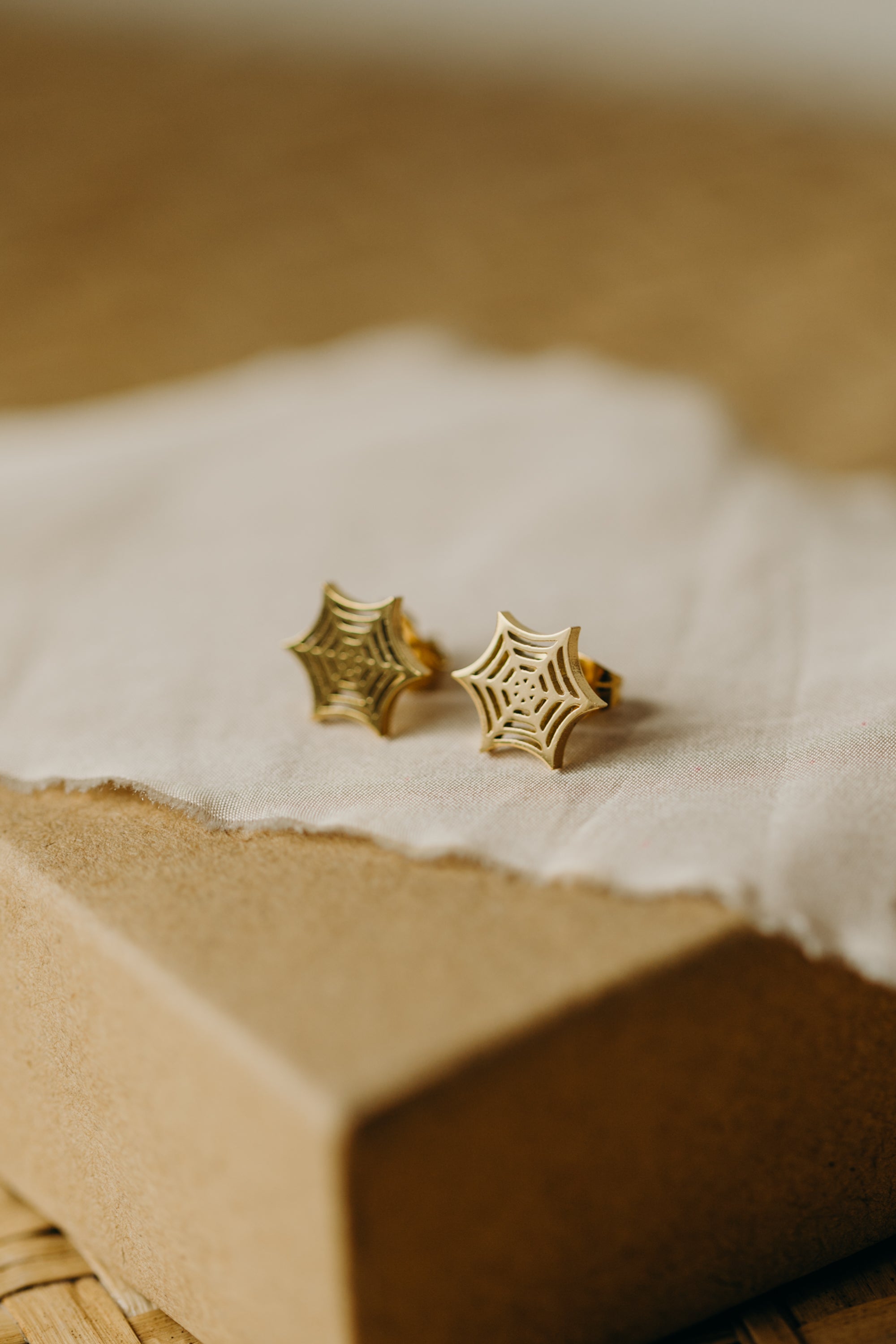 dotted circle earrings