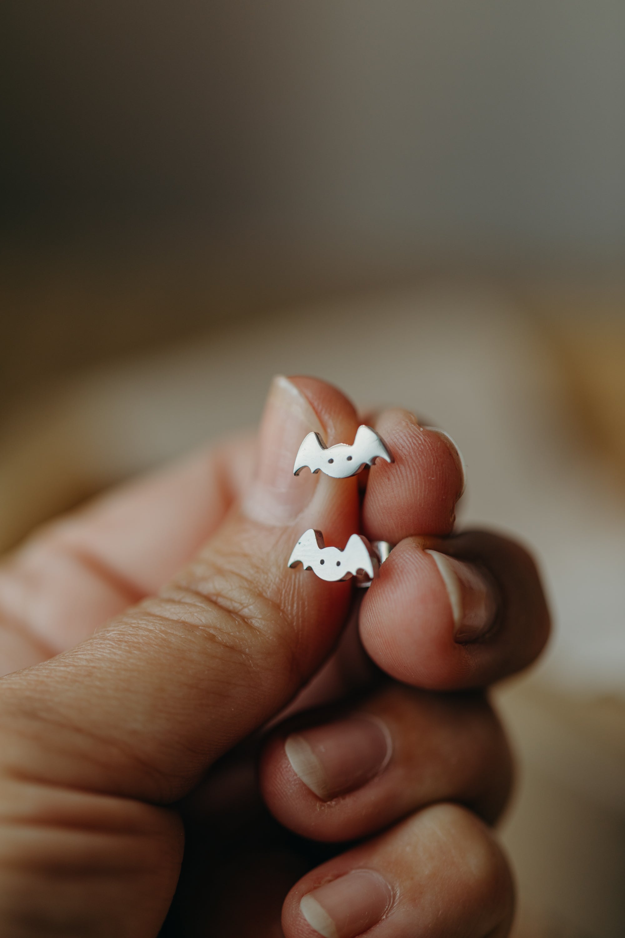Stud earrings small sun with dots