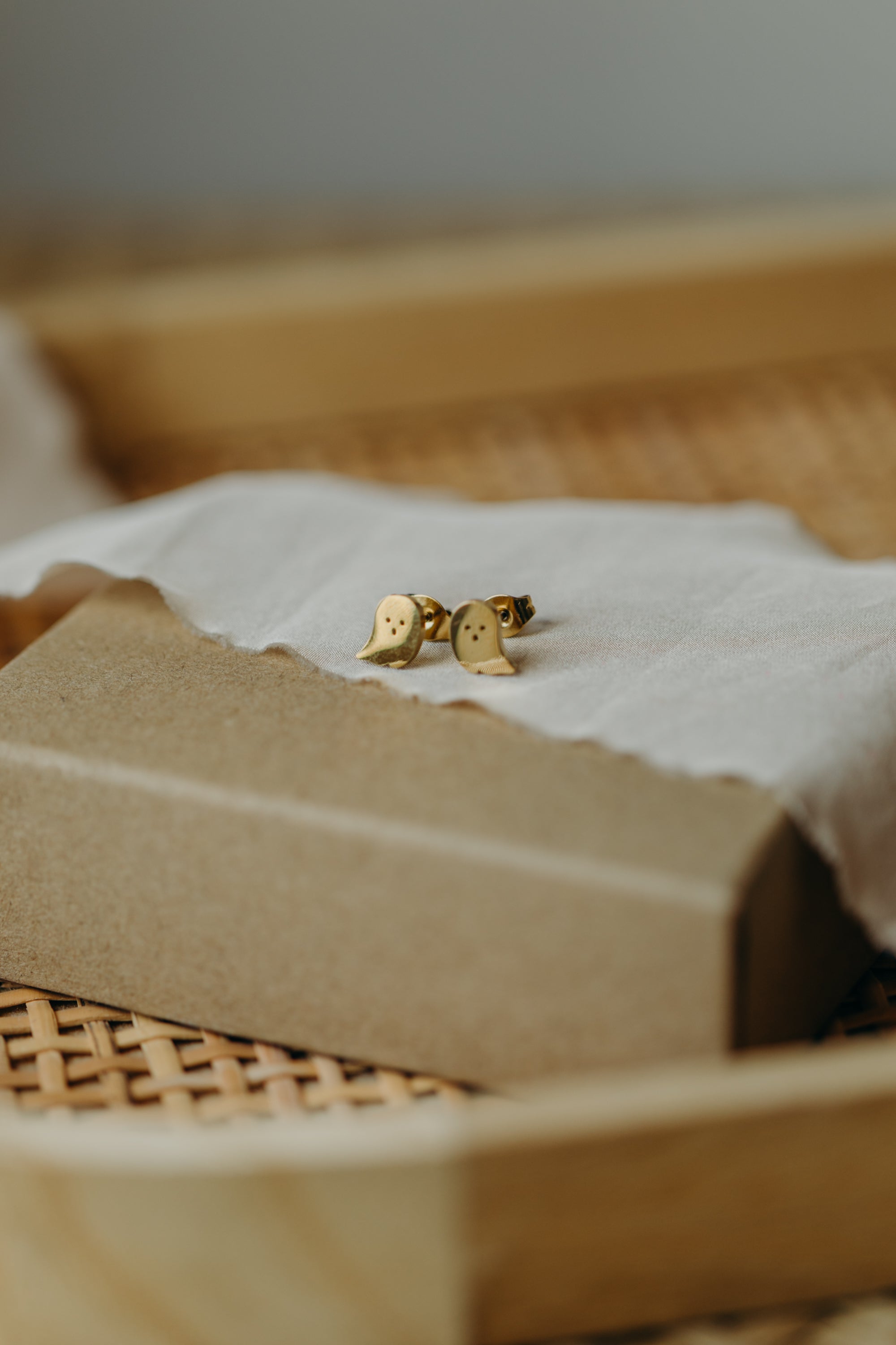 dotted circle earrings