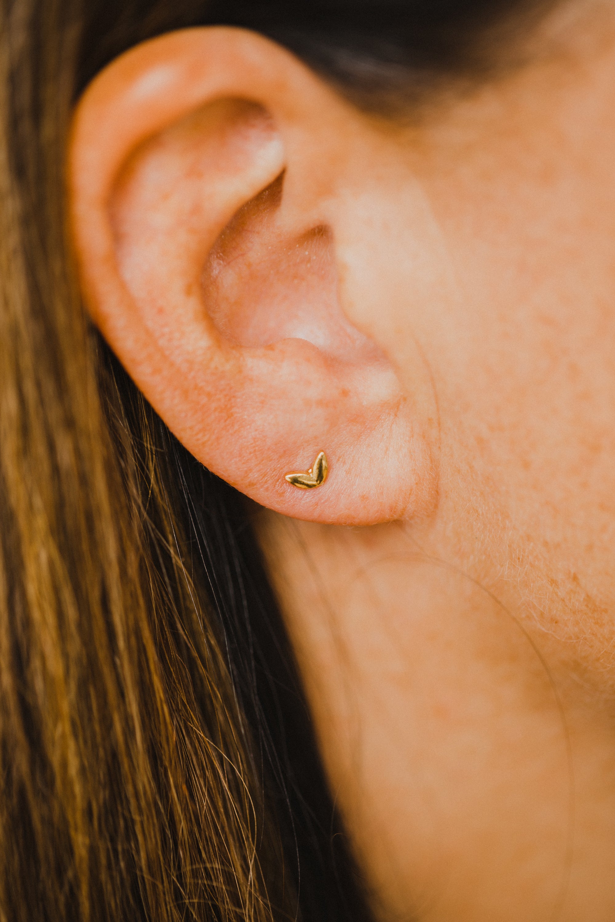 Stud Earrings Mini Filigree Leaf