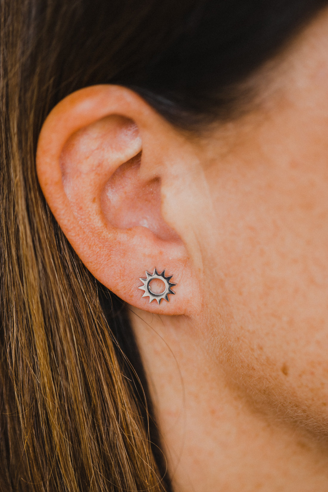 Sun stud earrings