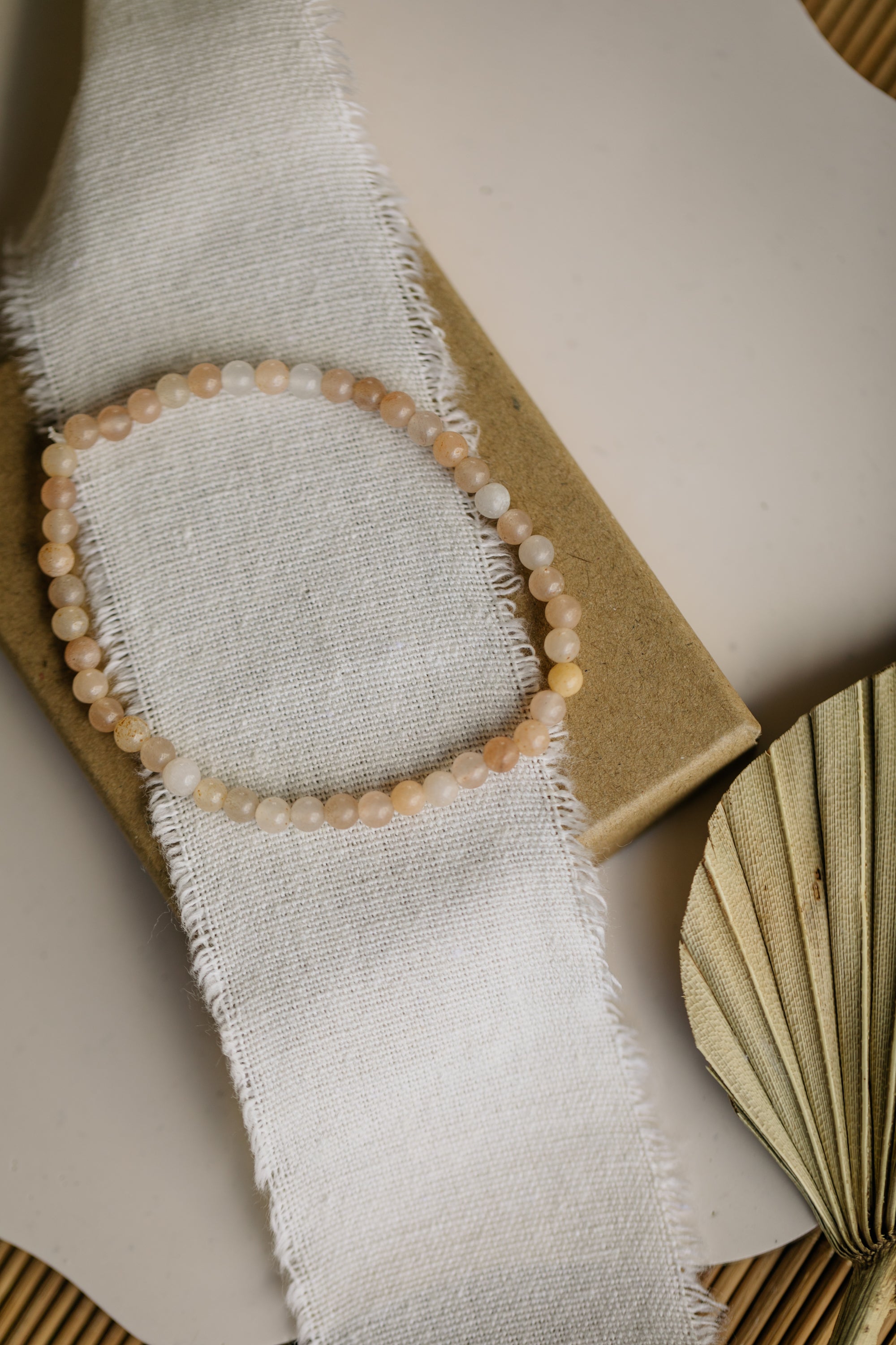 Armband mit apricot Aventurin Edelstein Perlen