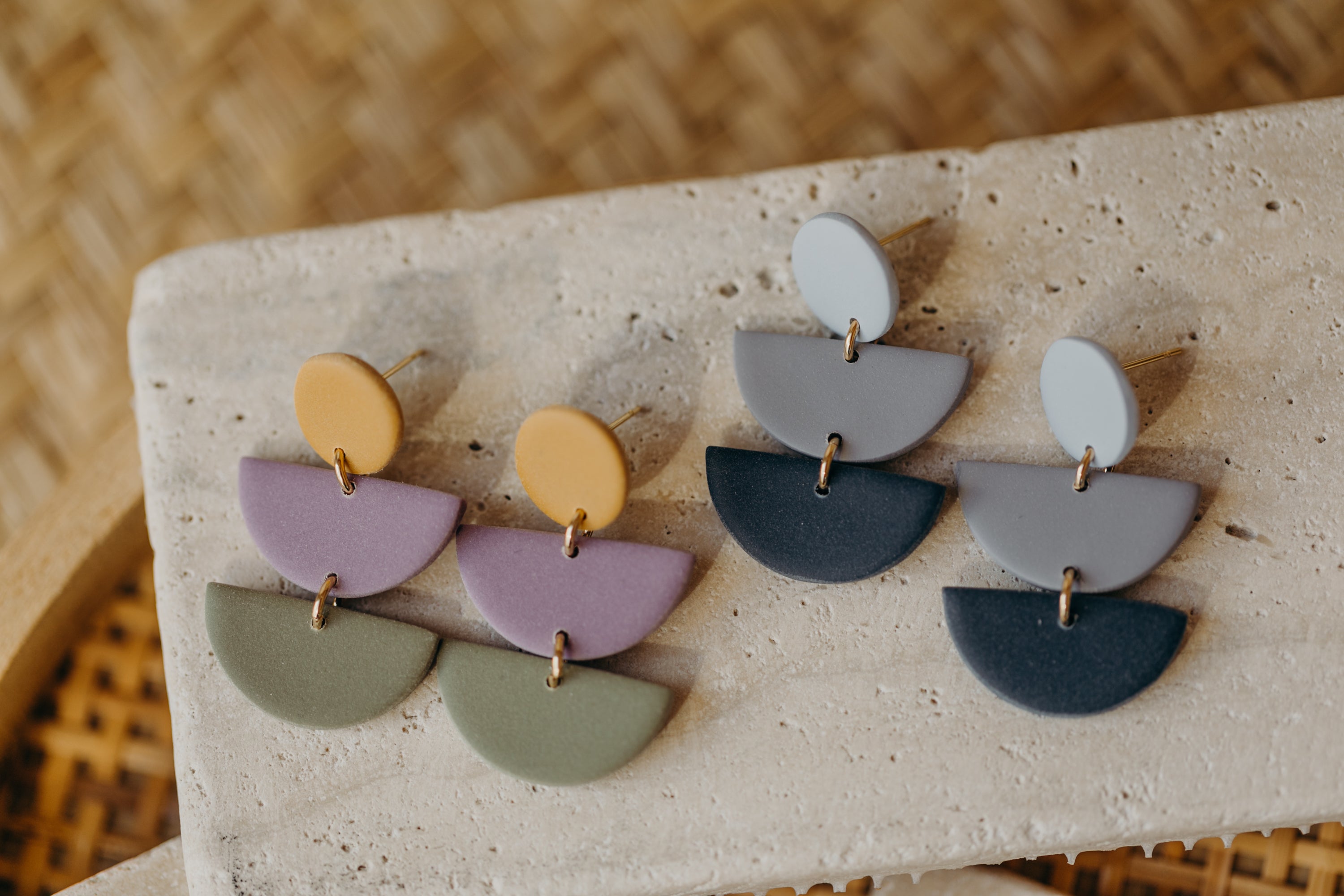 FRANCESCA - Polymer Ton Ohrringe in verschiedenen Blau-Grautönen