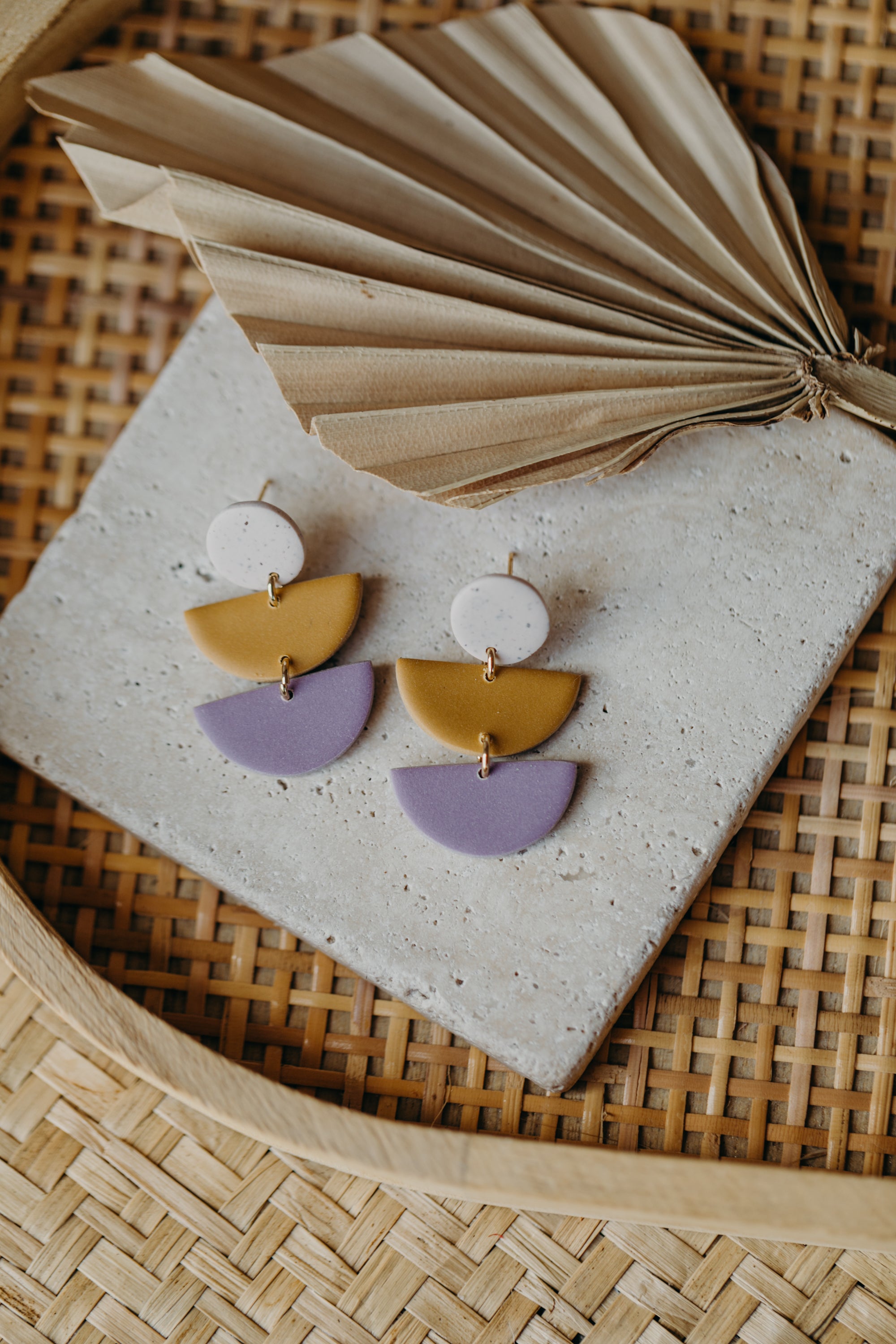 FRANCESCA - Polymer Ton Ohrringe in Kalk, Softes Senfgelb und Hellem Lila