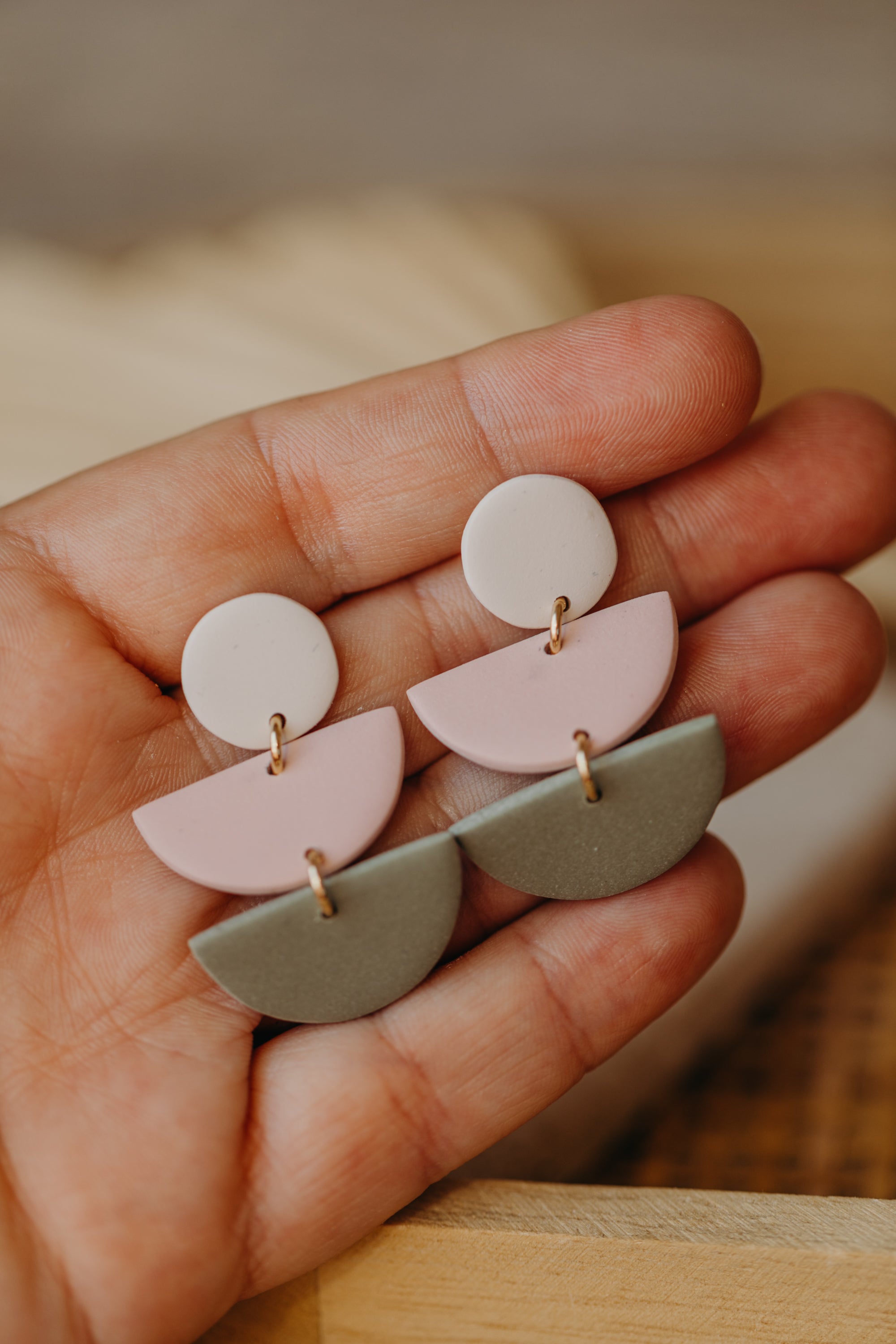 FRANCESCA - Polymer clay earrings in vanilla, light pink and eucalyptus green