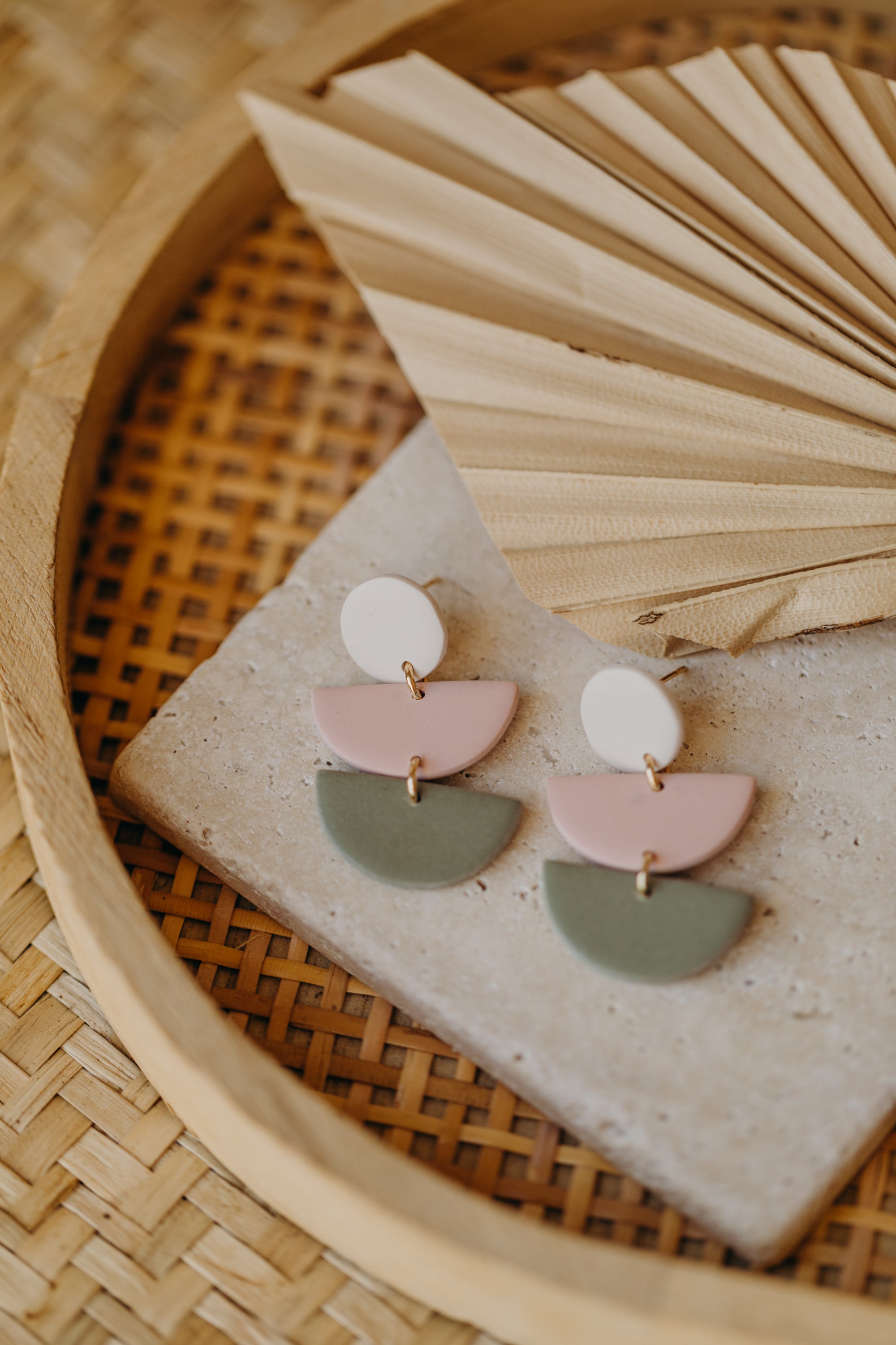 FRANCESCA - Polymer clay earrings in vanilla, light pink and eucalyptus green