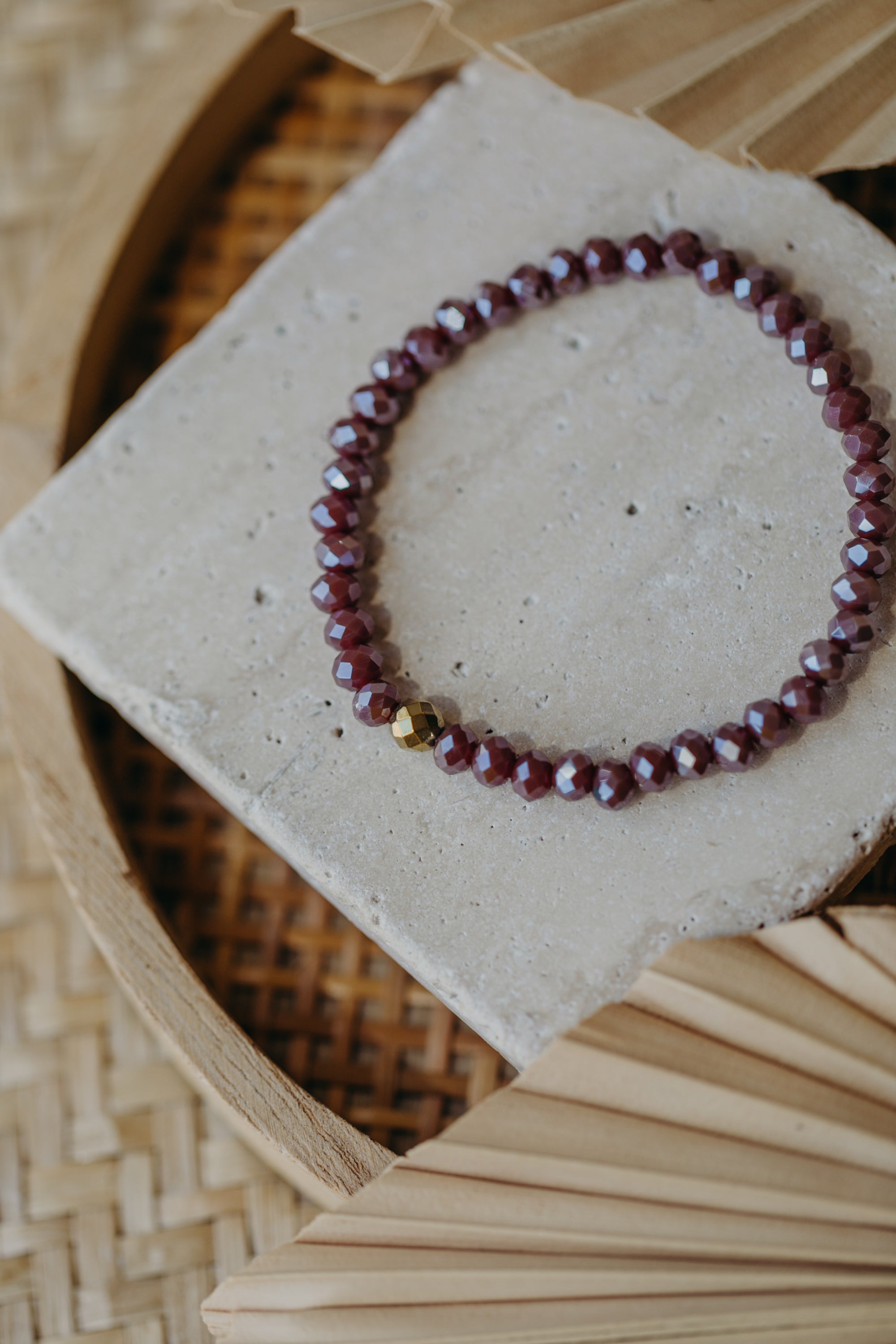 two-tone glass bead bracelet blue & cream