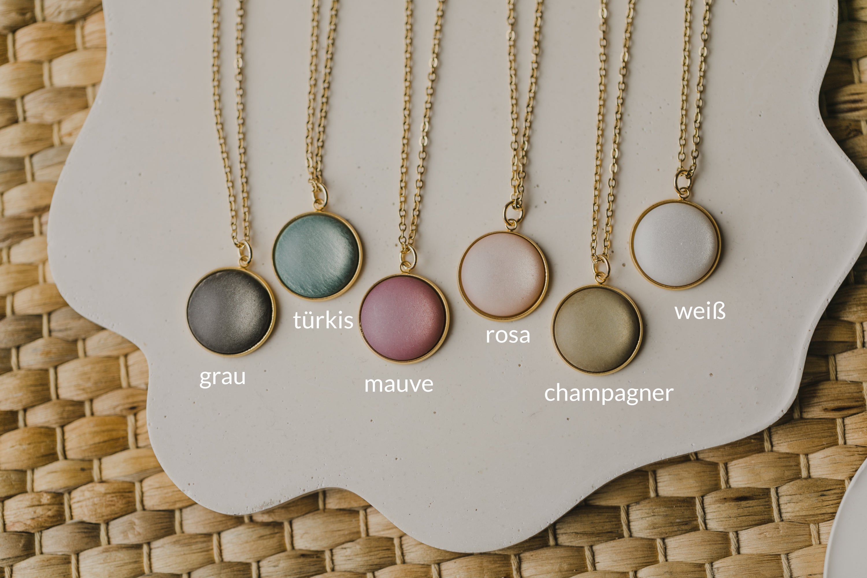 Necklace with large rose quartz gemstone