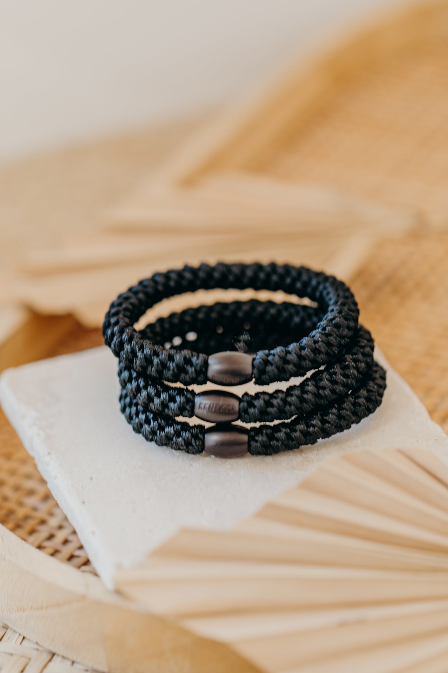 KKNEKKI Hair Tie Black