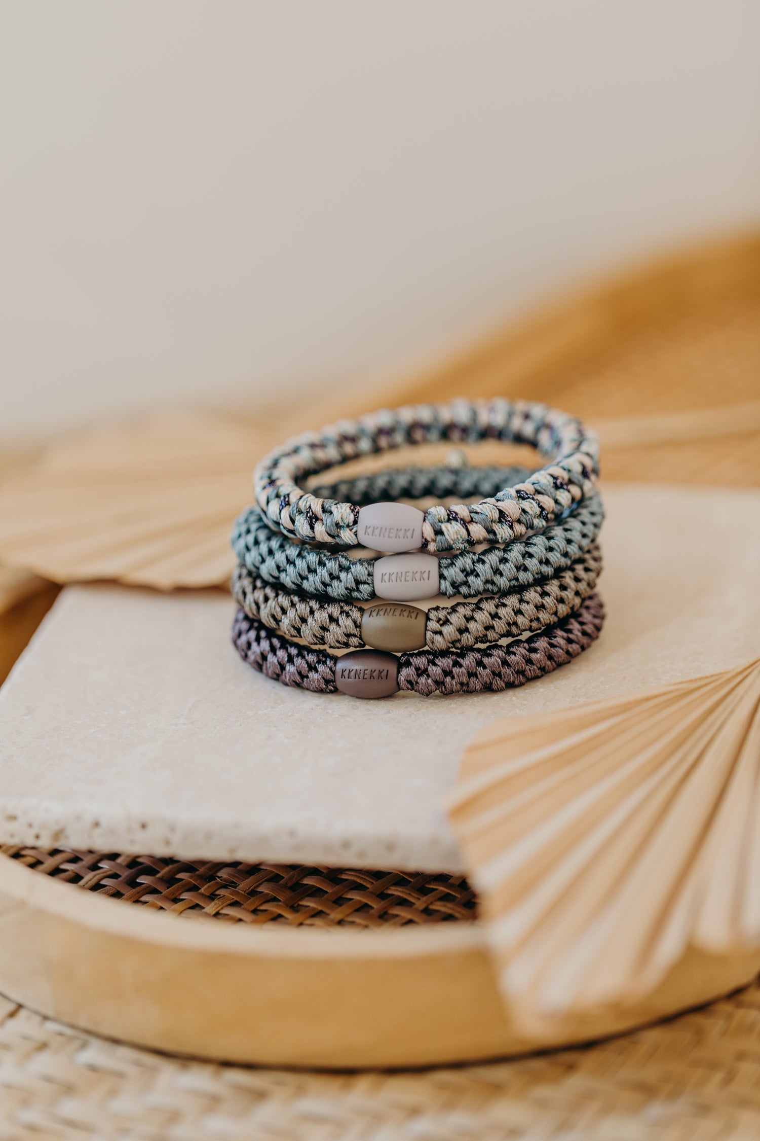 KKNEKKI Hair Tie Set 007: 4 hair ties in a set in green and brown tones