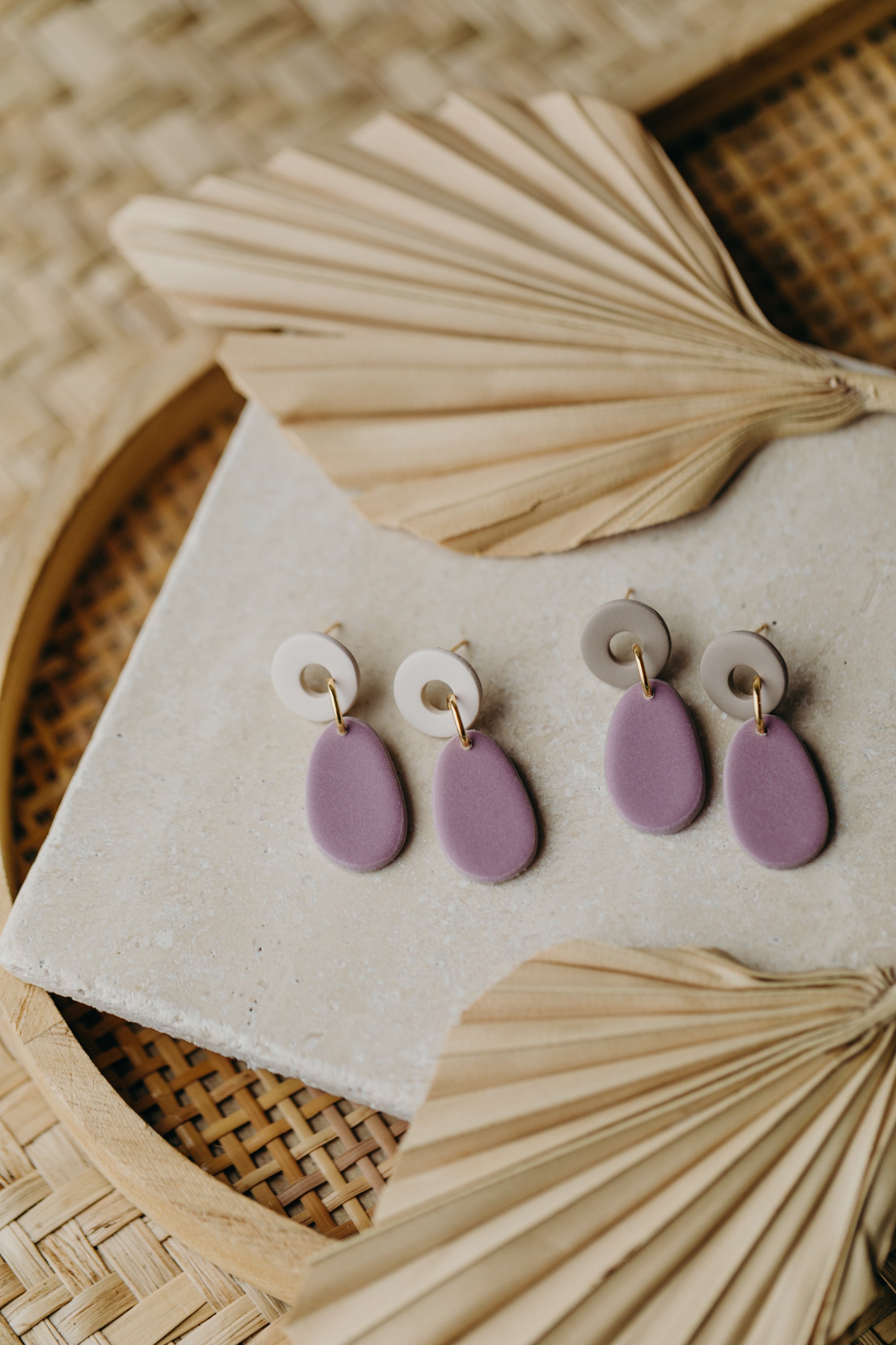 MARJA - small drop earrings gold