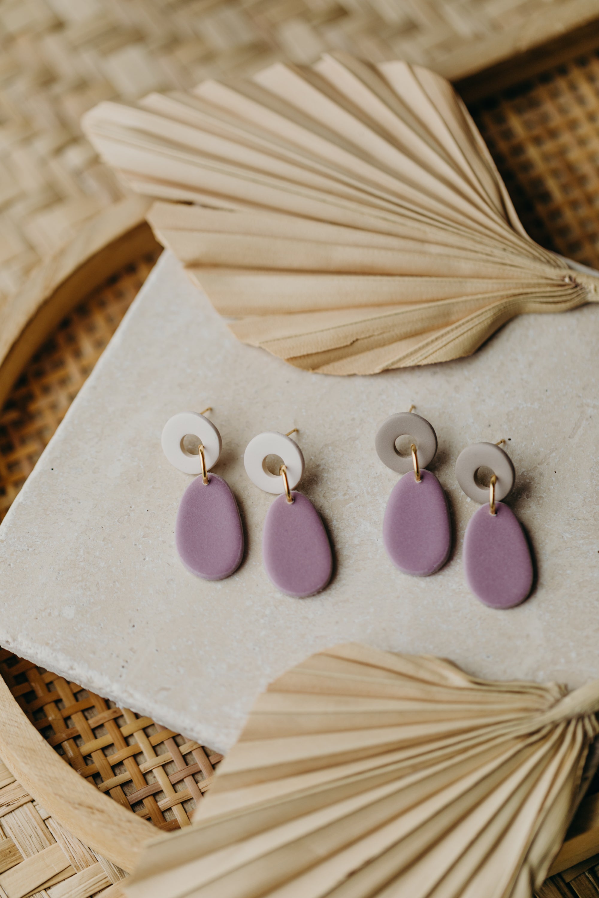 MARJA - small drop earrings gold