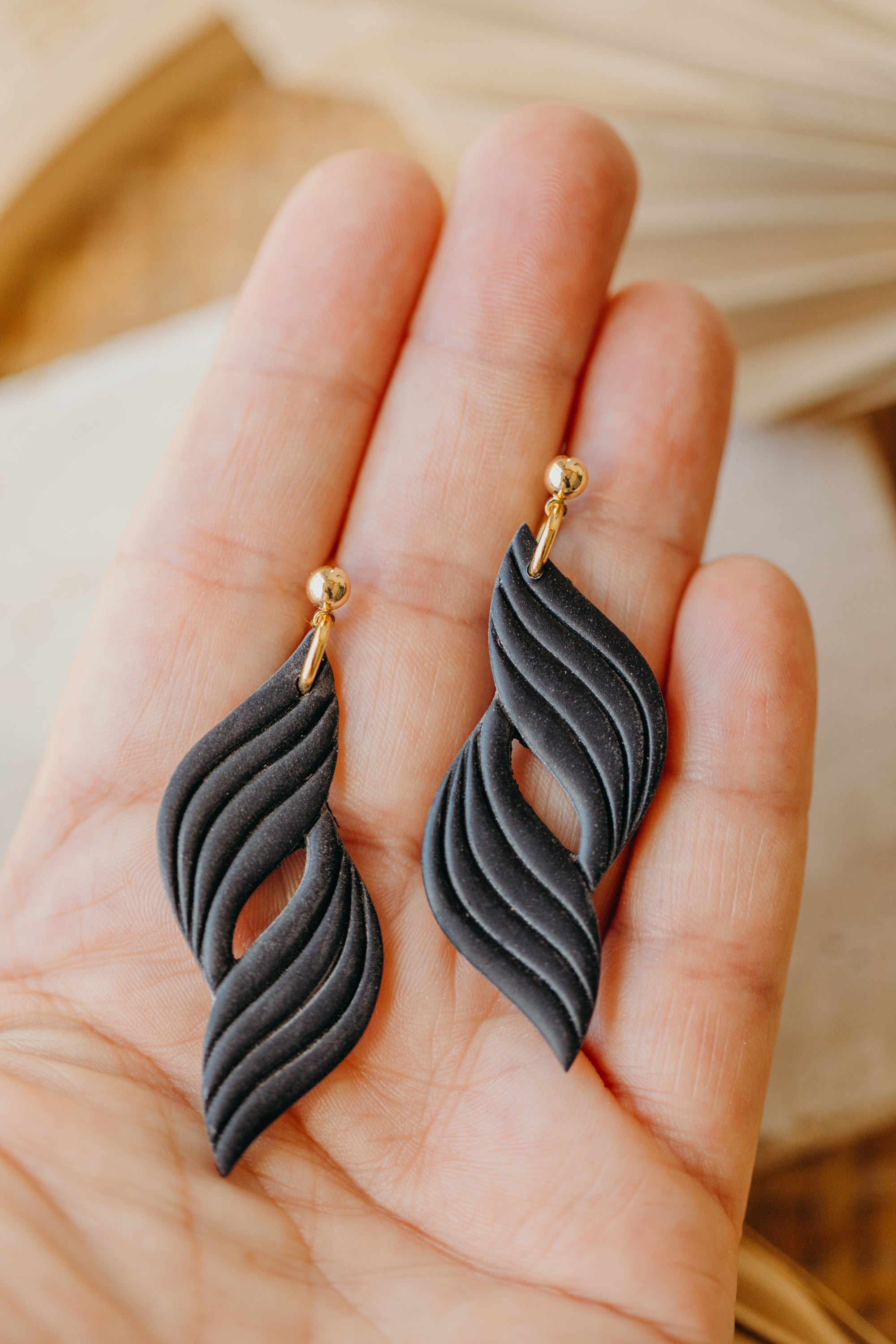 Francesca - Polymer clay earrings in orange, light purple and red