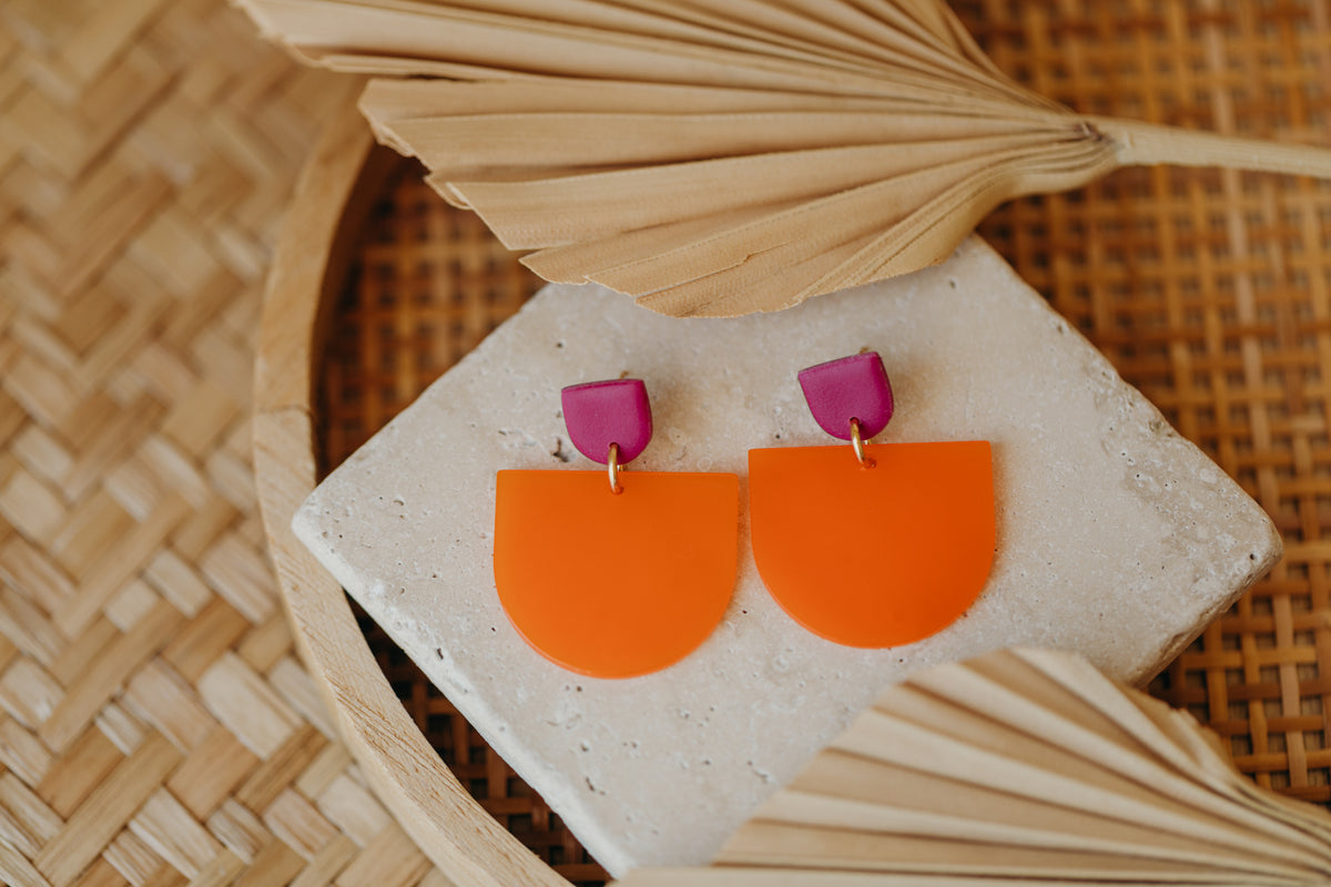 MELA – Statement-Ohrringe in Fuchsia & Orange