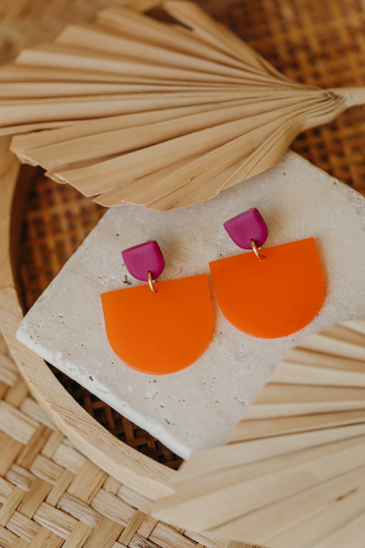 MELA – Statement-Ohrringe in Fuchsia & Orange