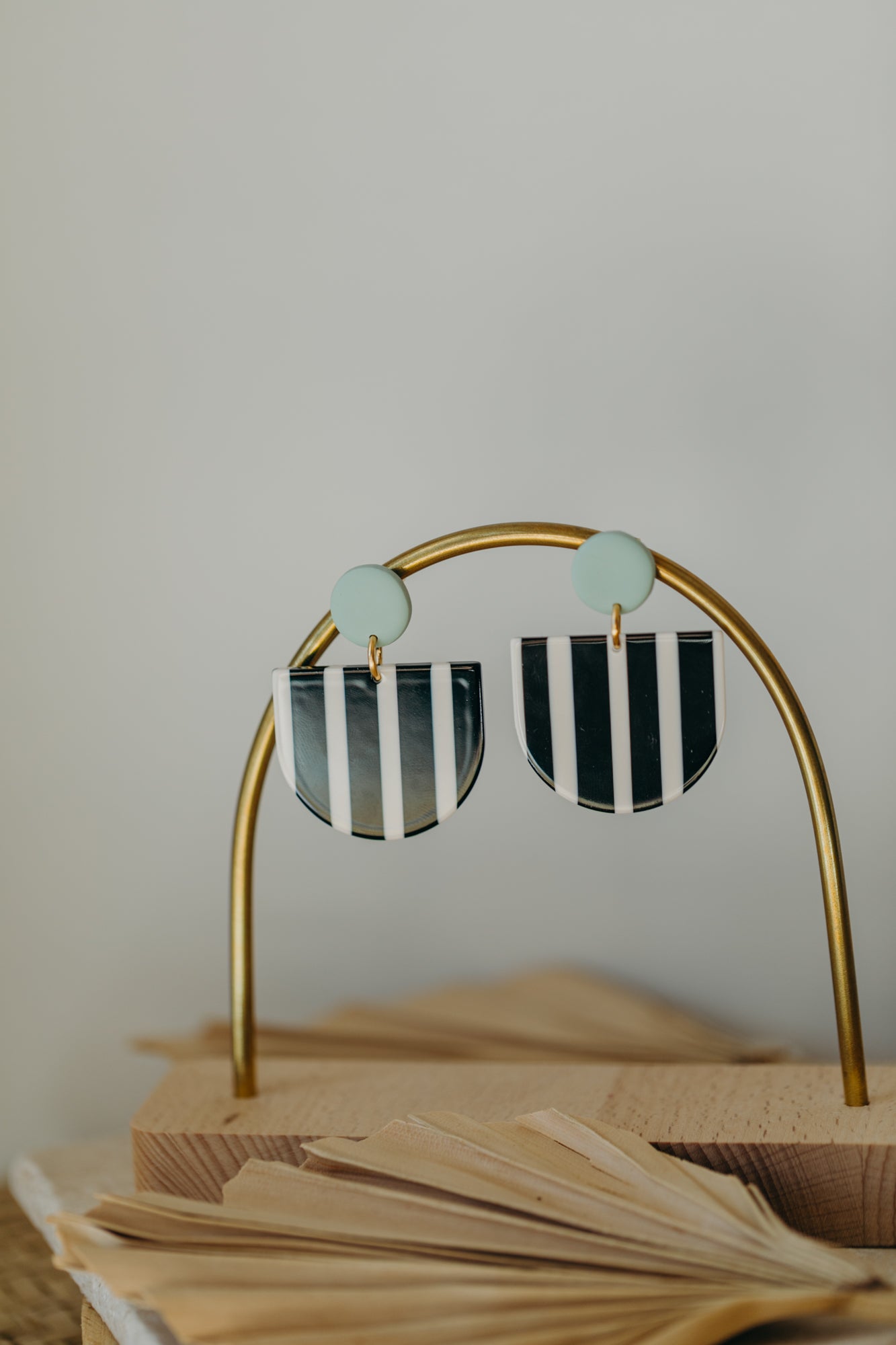 MELA - Sage Green & Black-and-White Statement Earrings