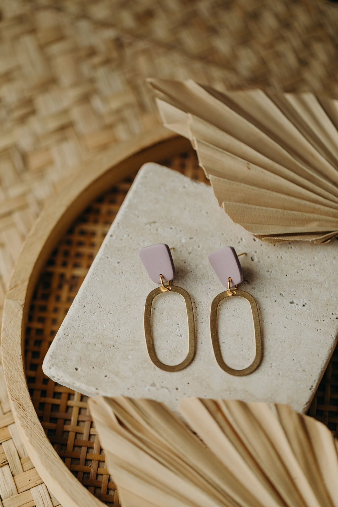 MIKU - Polymer Ton Ohrring in Flieder