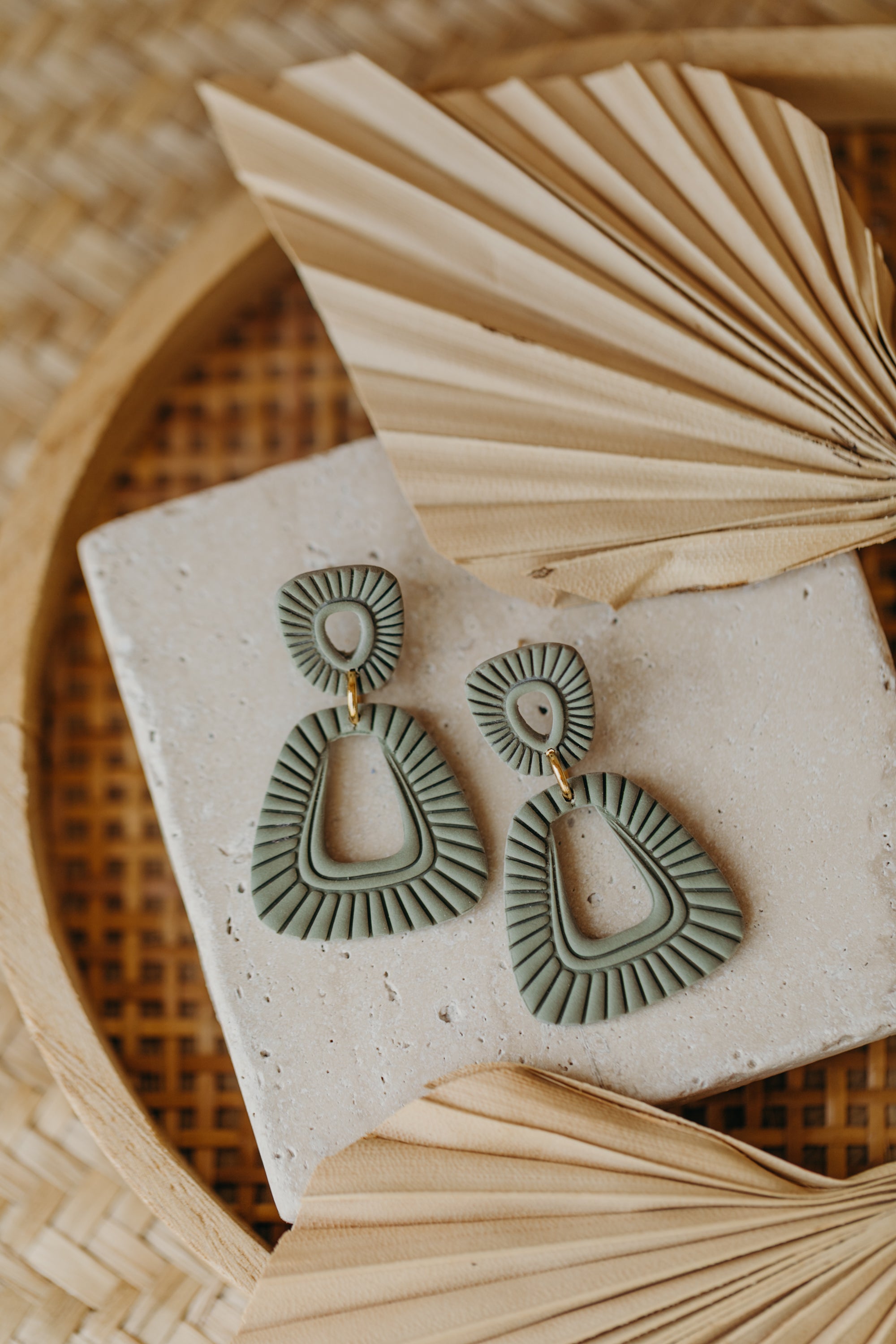 Francesca - Polymer clay earrings in orange, light purple and red