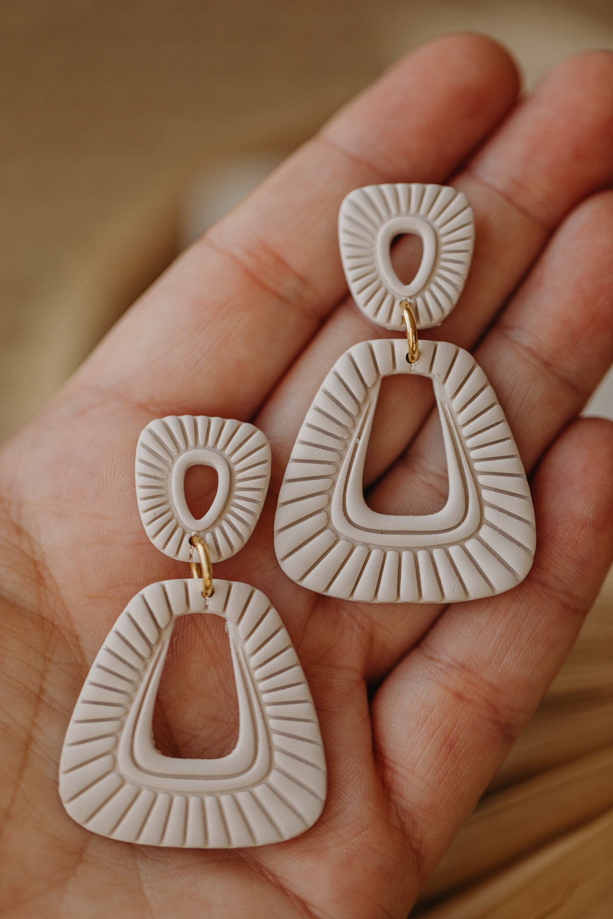 Francesca - Polymer clay earrings in orange, light purple and red