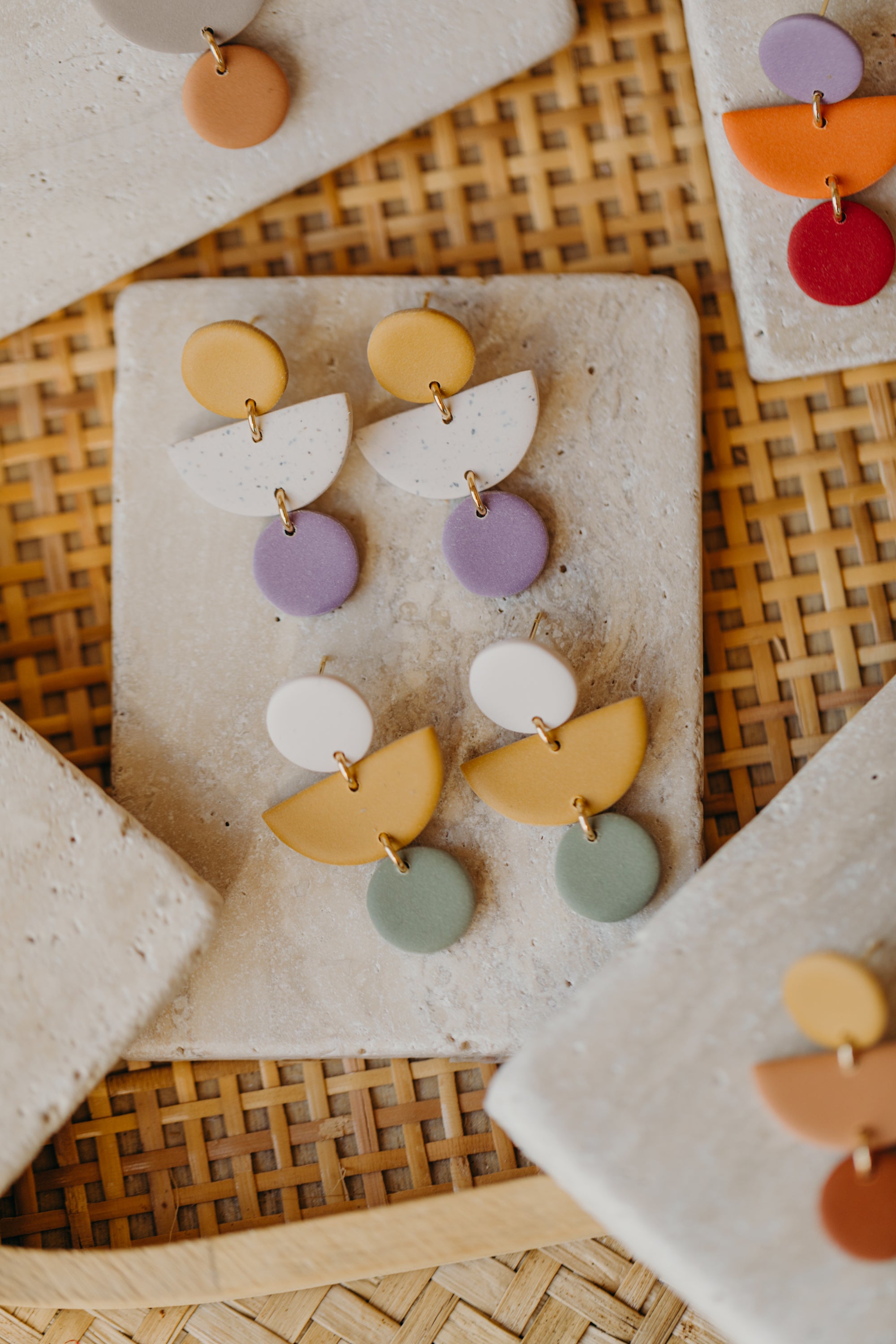 MAILIN - Polymer Ton Ohrringe in Vanille, softes Senfgelb und Eukalyptus Grün