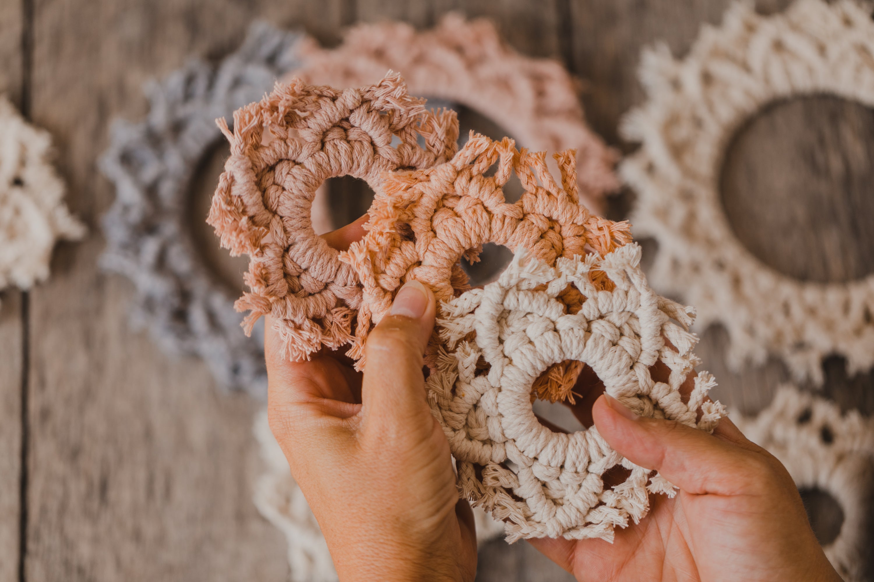 kleine Makramee Sterne