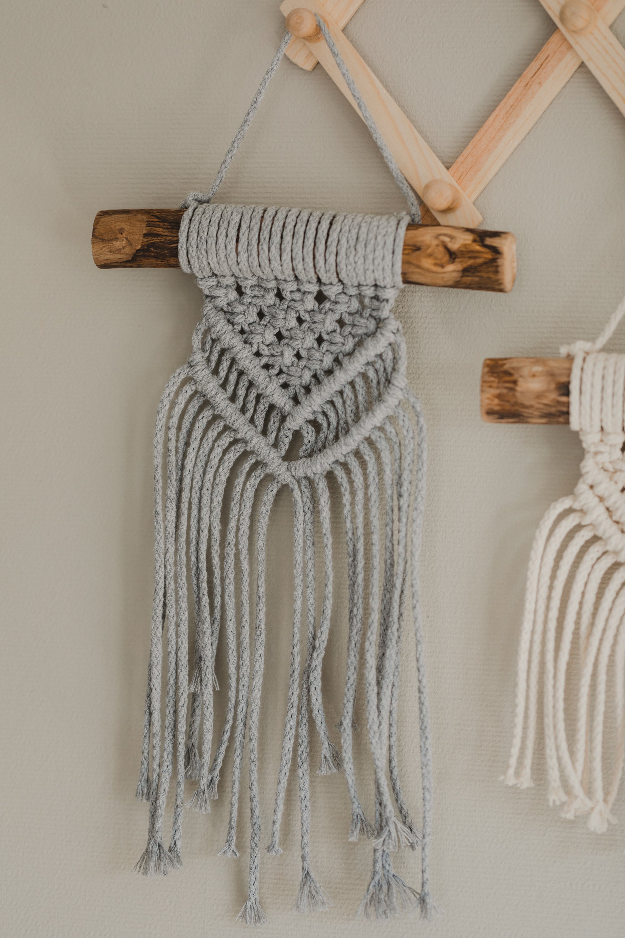 MINI - Macrame wall hanging grey
