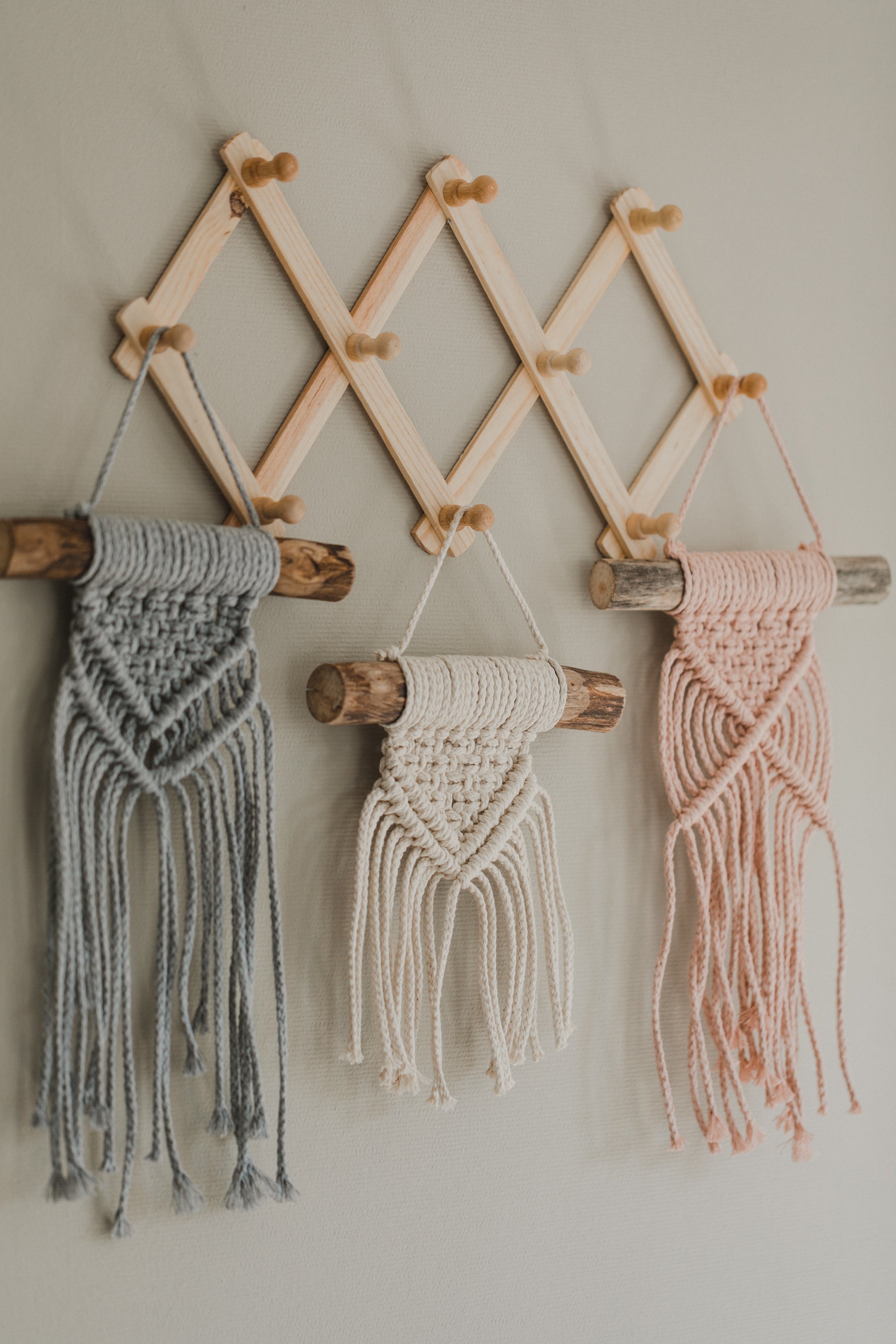 MINI - Macrame wall hanging grey